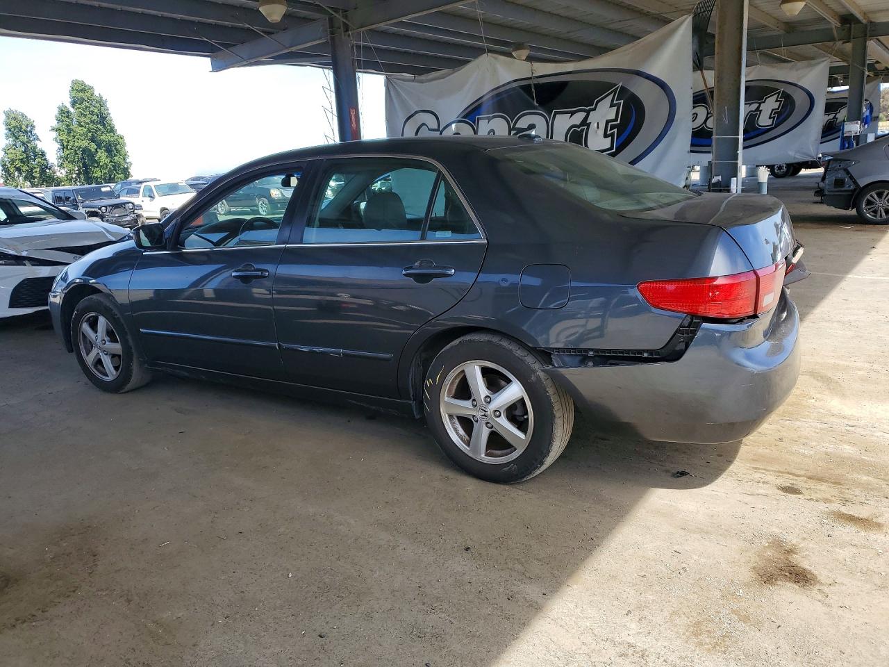 2005 Honda Accord Gray vin: 1HGCM56805A135896