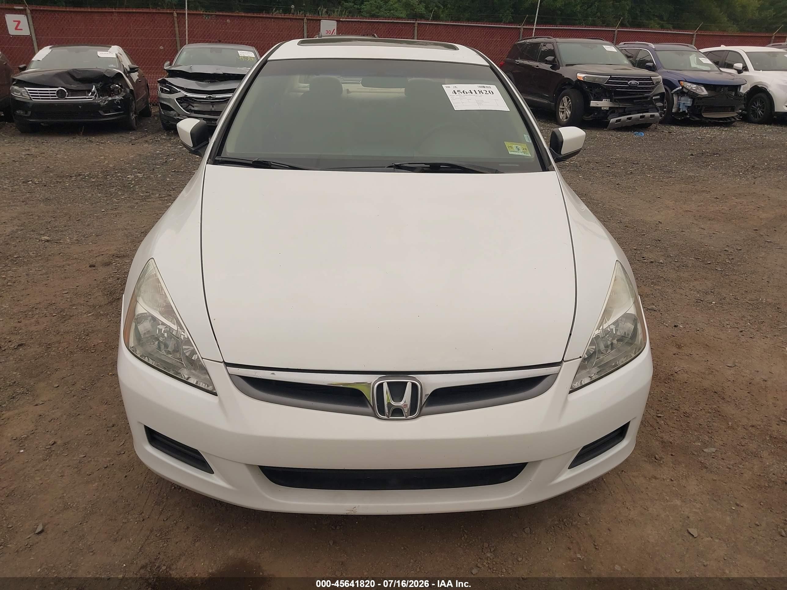 2006 Honda Accord 2.4 Ex White vin: 1HGCM56806A129257