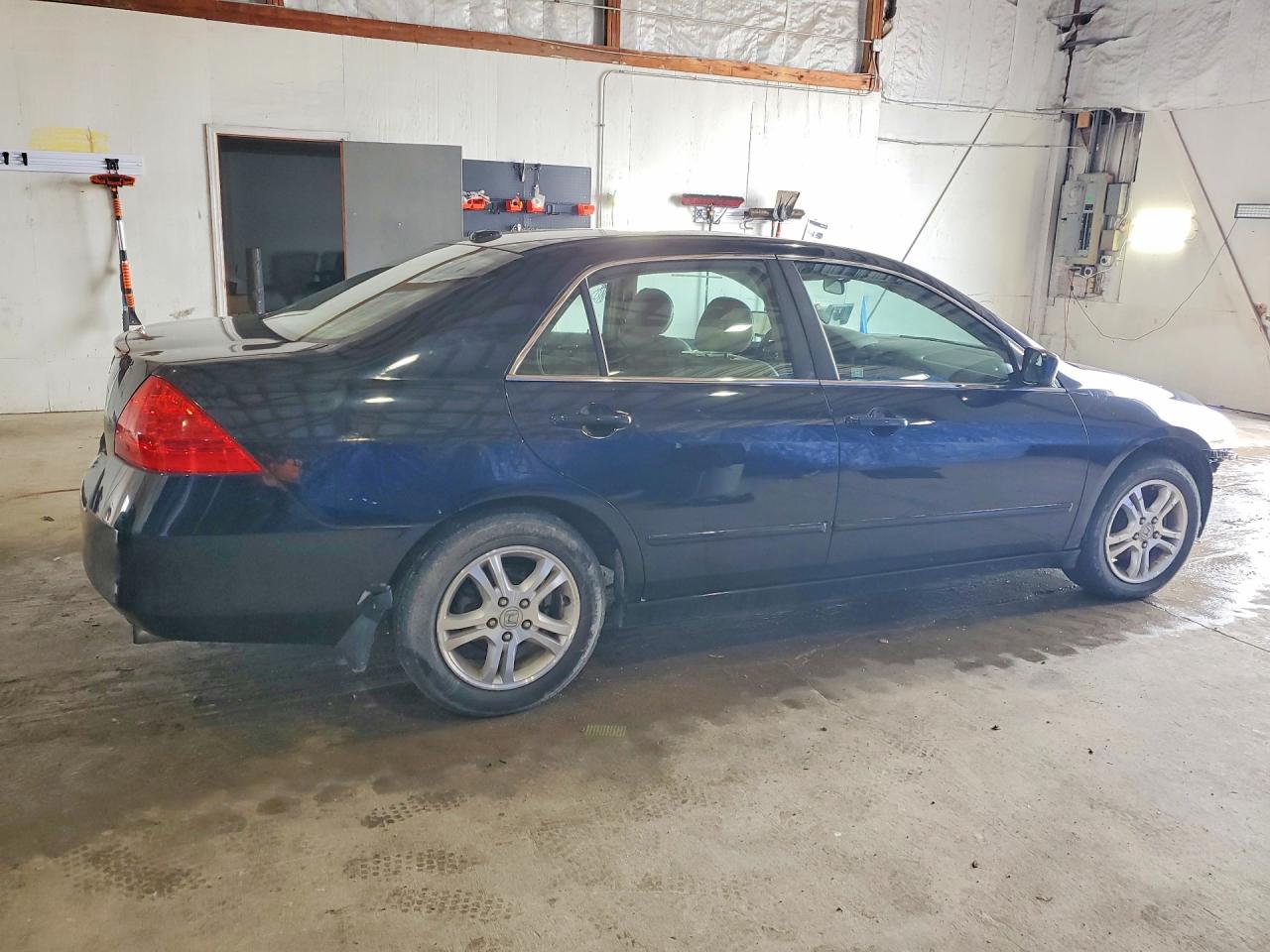 2007 Honda Accord Black vin: 1HGCM56807A103498