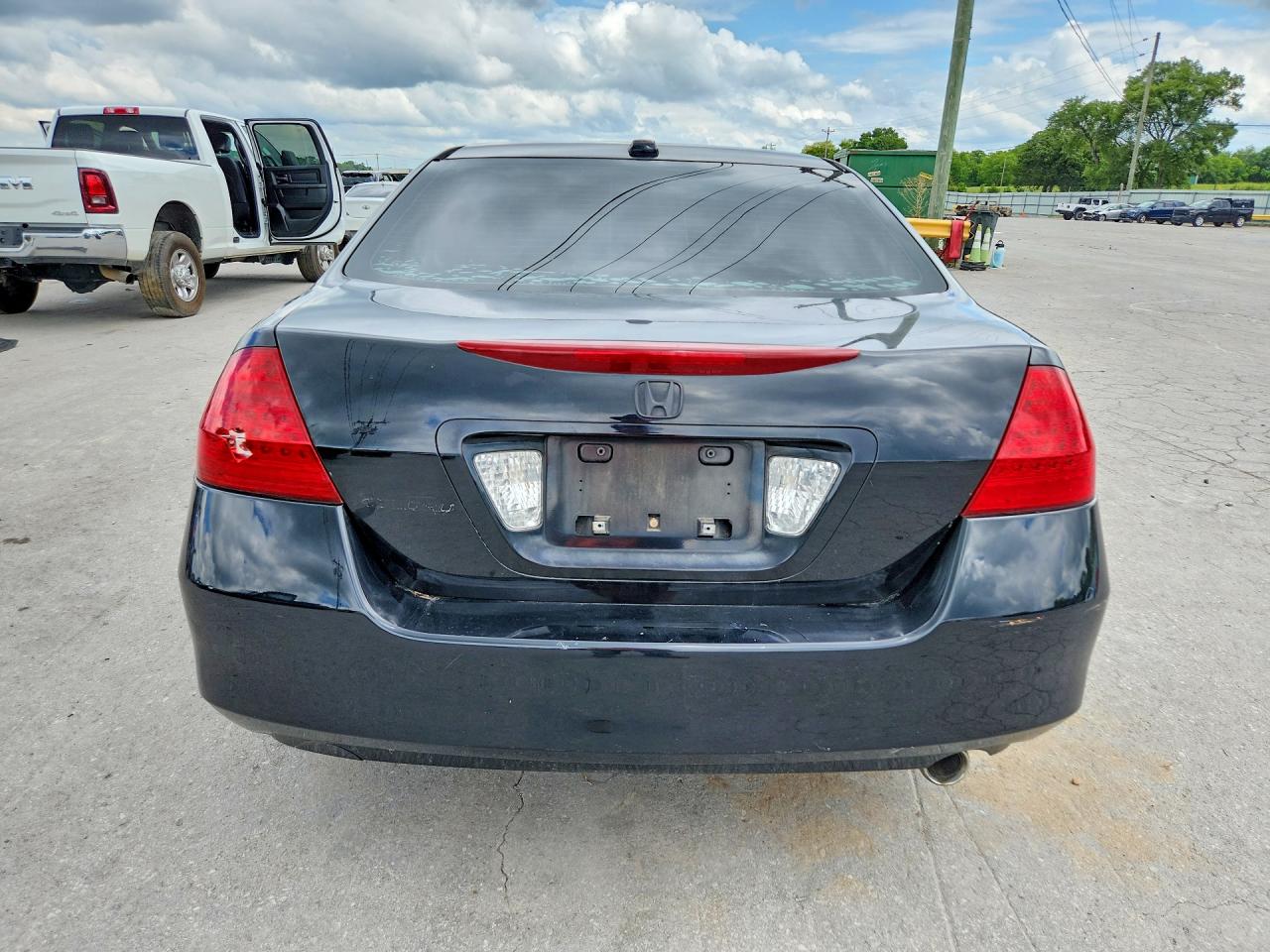 2007 Honda Accord Black vin: 1HGCM56807A175351