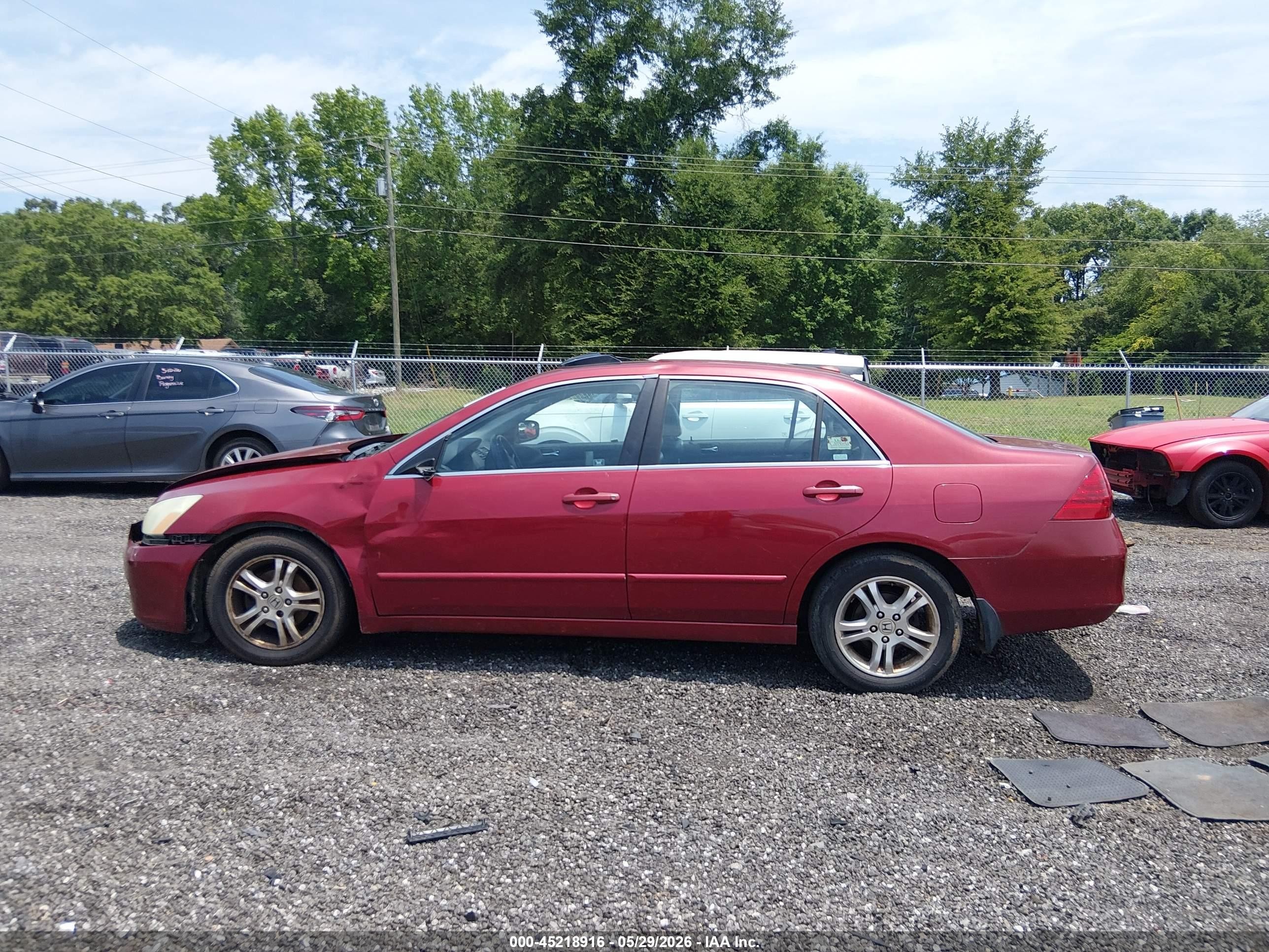 2007 Honda Accord 2.4 Ex Red vin: 1HGCM56807A219252