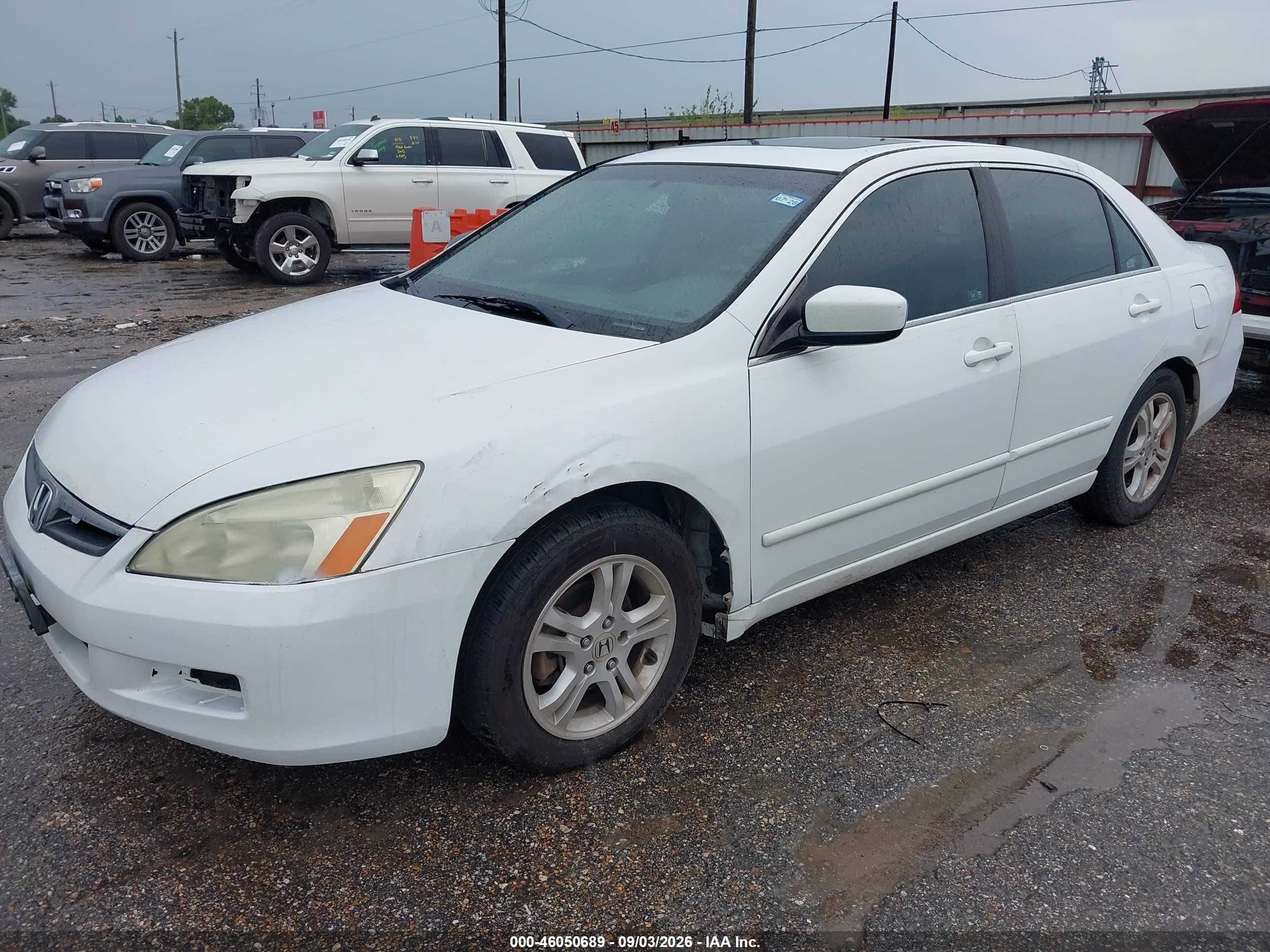 2007 Honda Accord 2.4 Ex White vin: 1HGCM56817A089918
