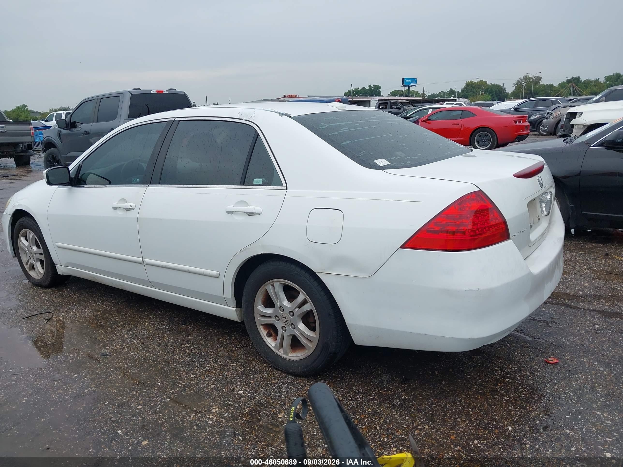 2007 Honda Accord 2.4 Ex White vin: 1HGCM56817A089918