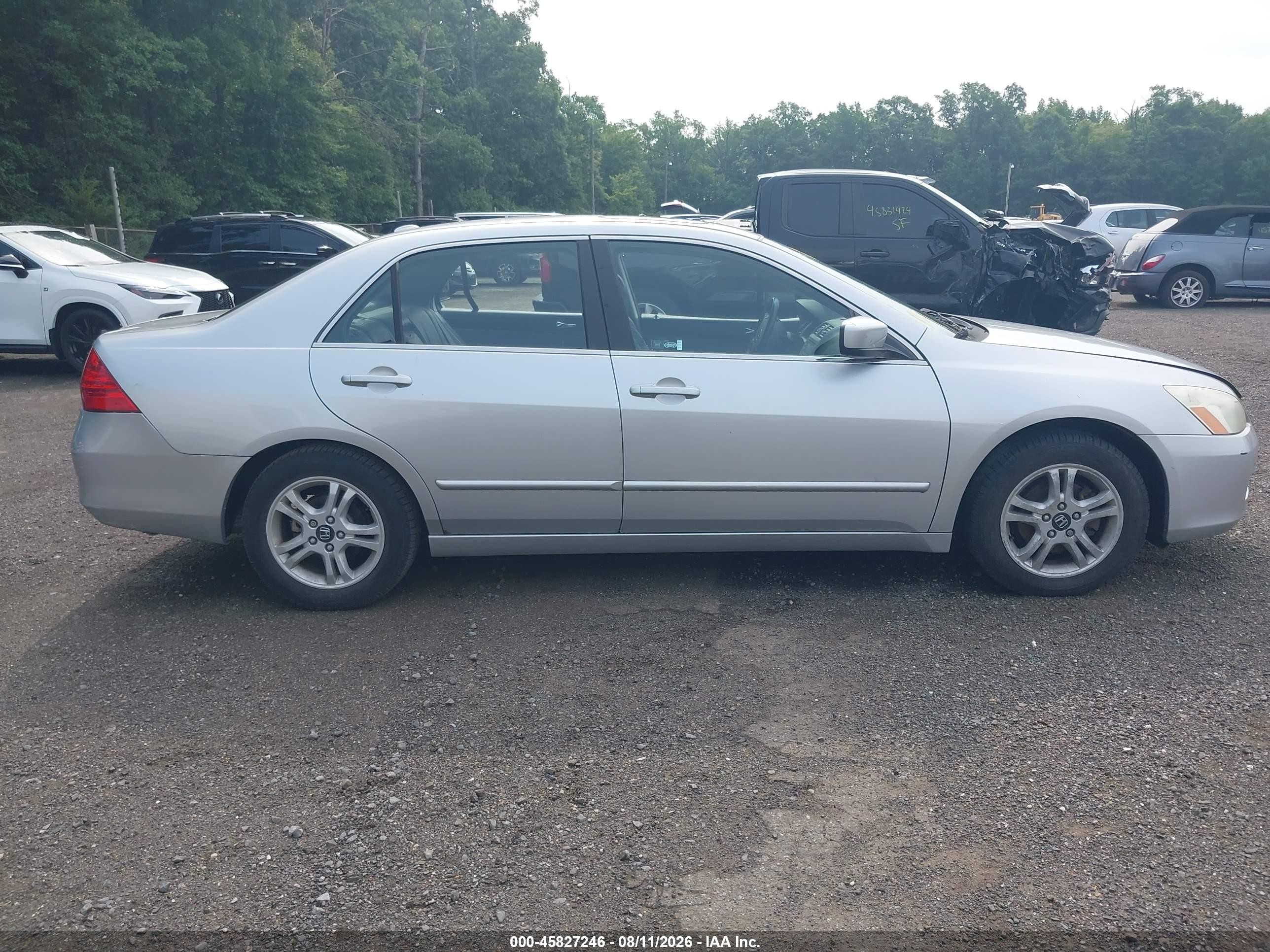 2007 Honda Accord 2.4 Ex Silver vin: 1HGCM56817A109472