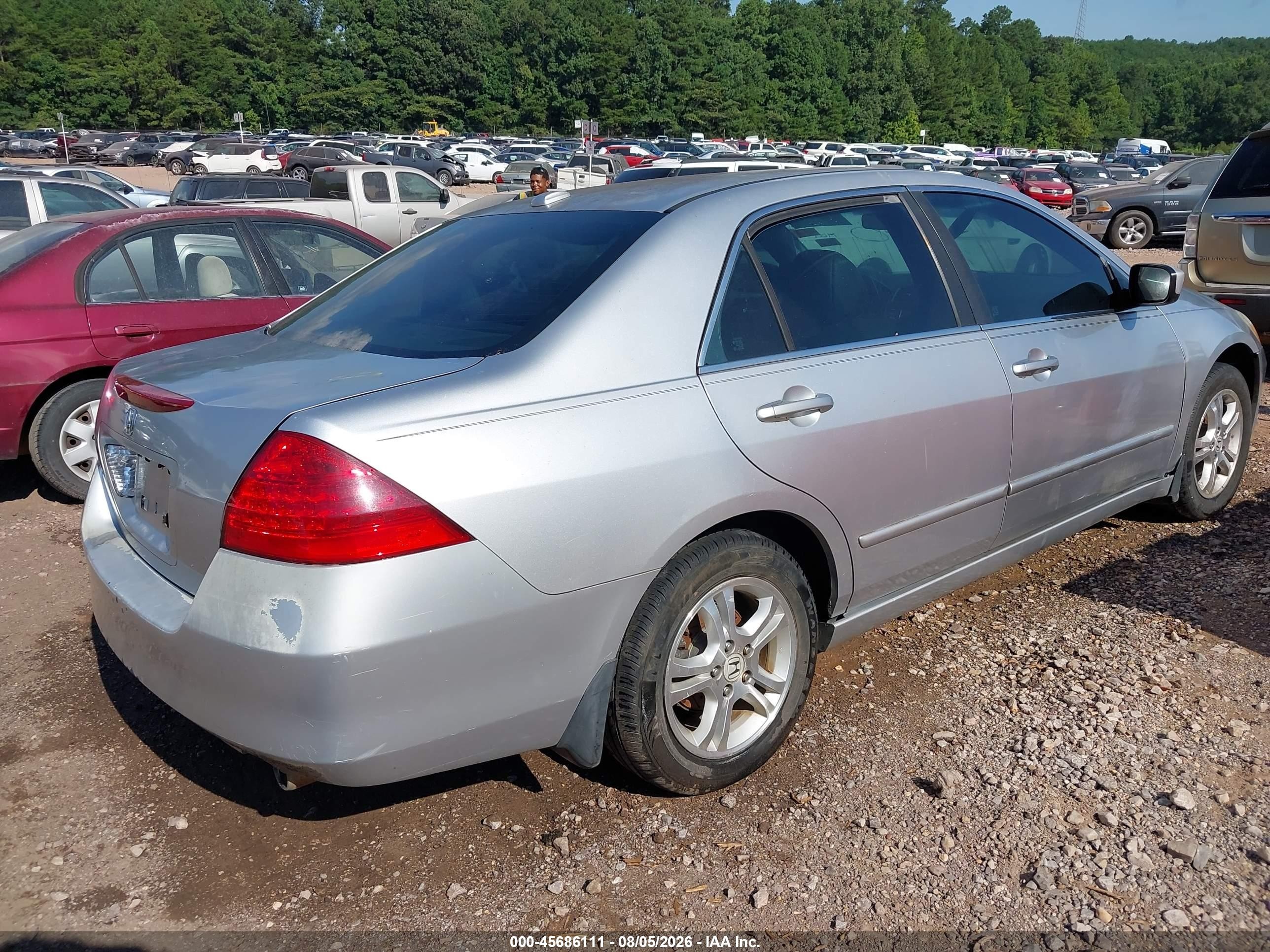 2007 Honda Accord 2.4 Ex Silver vin: 1HGCM56817A174662