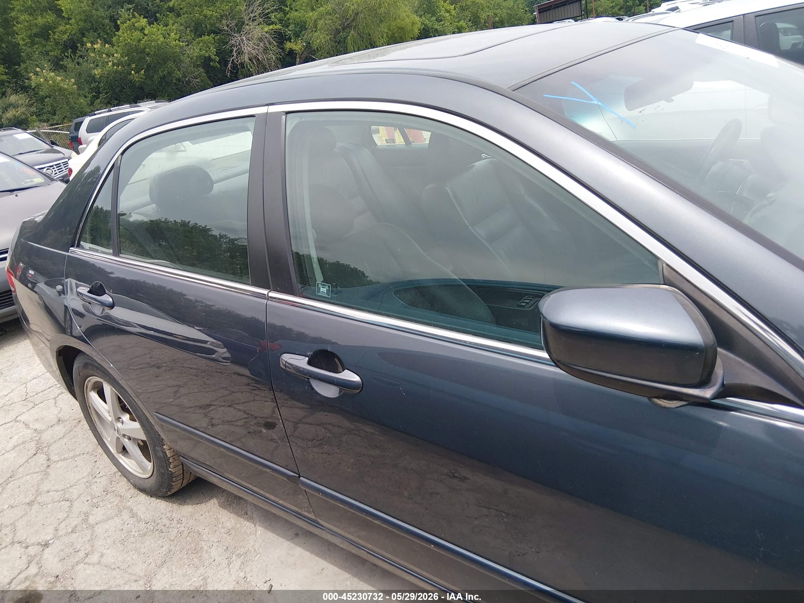 2004 Honda Accord 2.4 Ex Серый vin: 1HGCM56824A036172