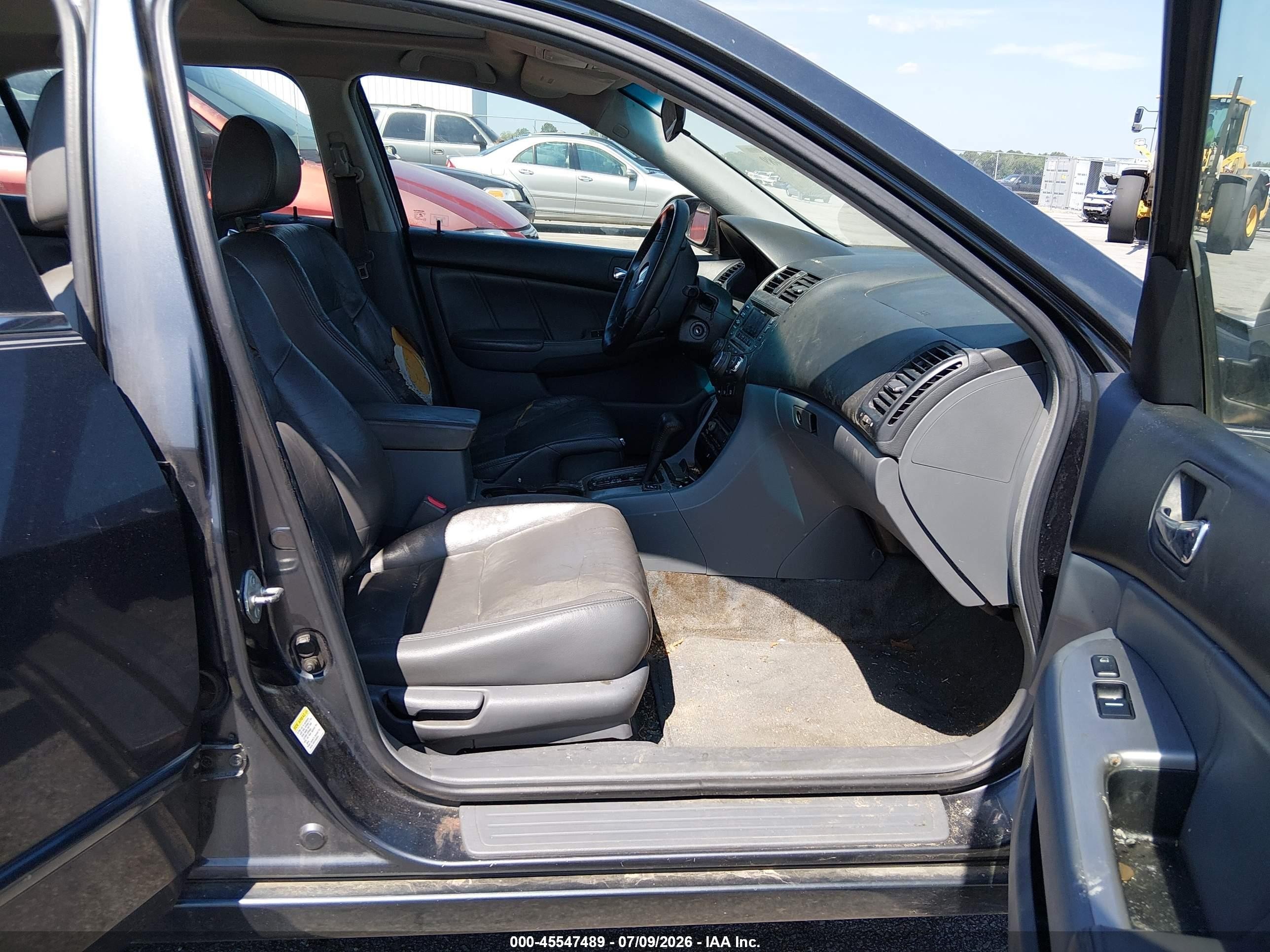2004 Honda Accord 2.4 Ex Gray vin: 1HGCM56824A135493