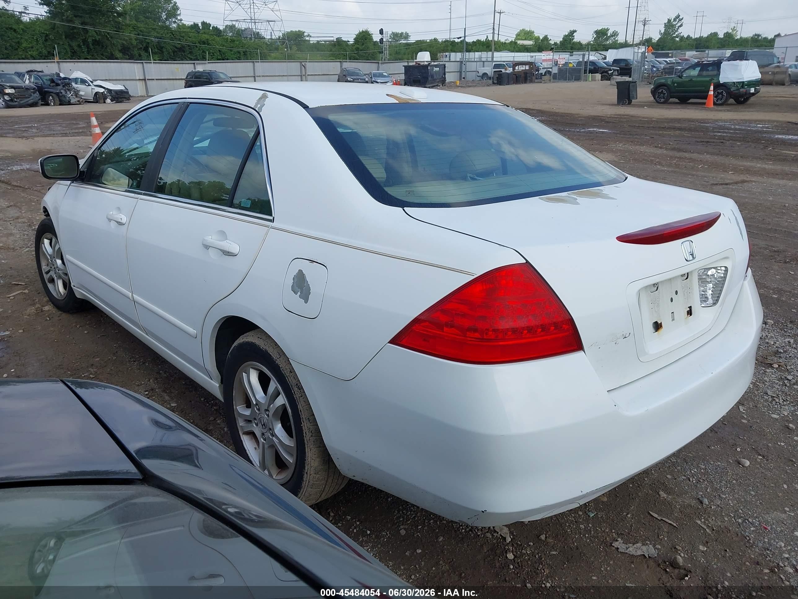2006 Honda Accord 2.4 Ex White vin: 1HGCM56826A140776