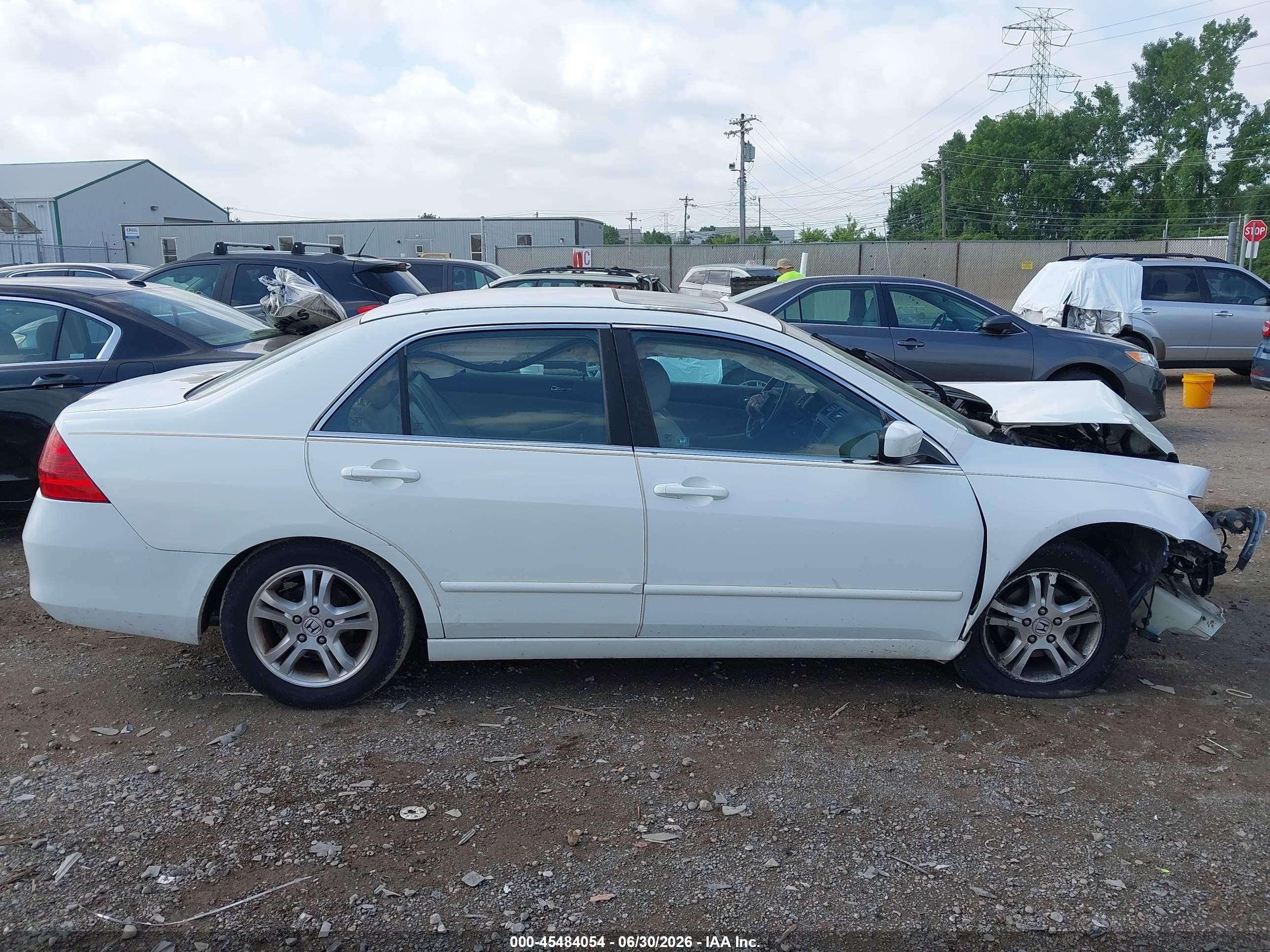 2006 Honda Accord 2.4 Ex White vin: 1HGCM56826A140776