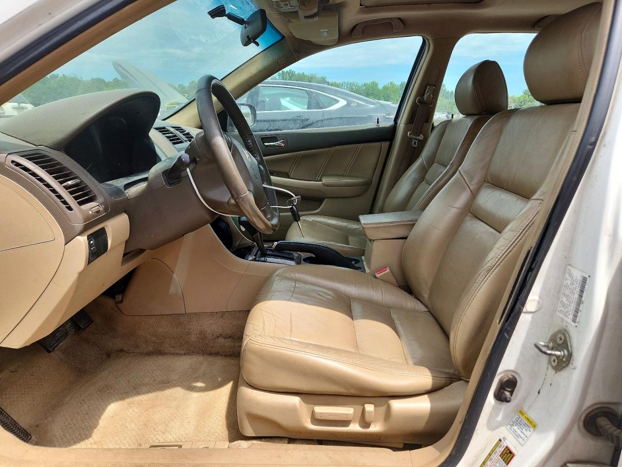 2007 Honda Accord Ex White vin: 1HGCM56827A035804
