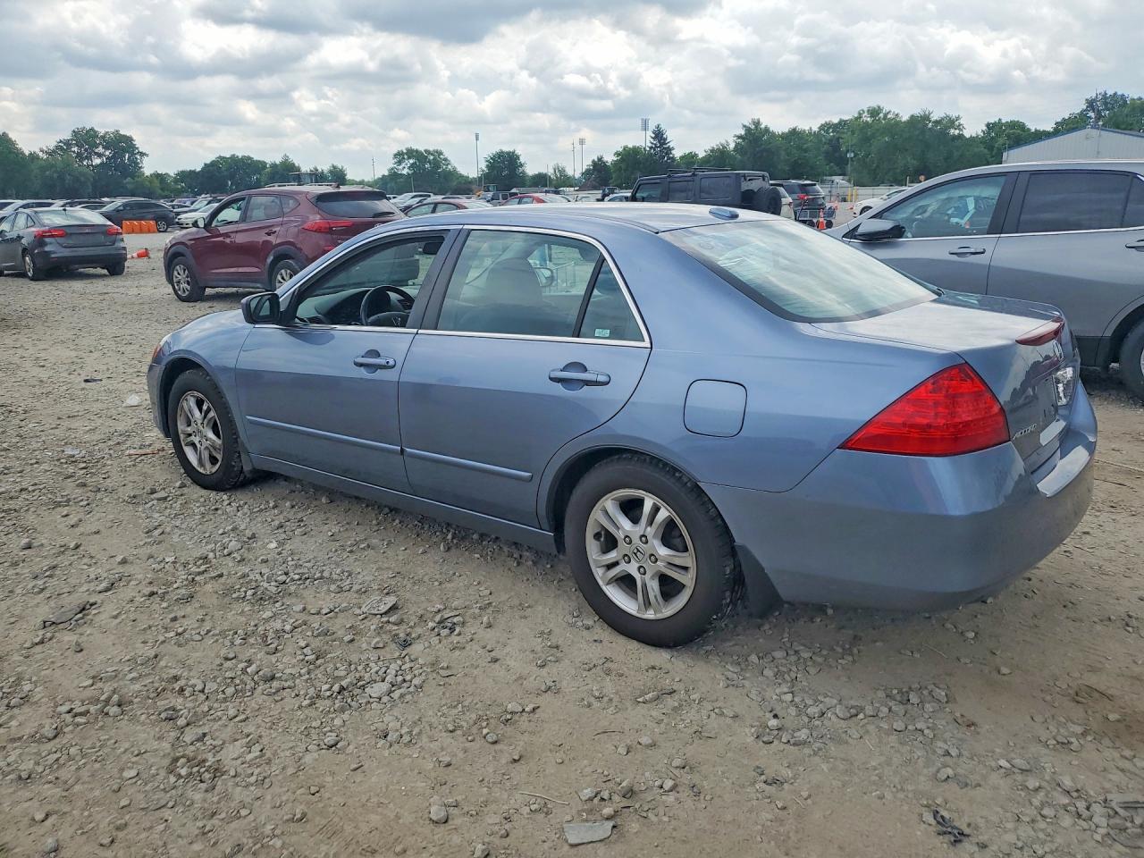 2007 Honda Accord Ex Blue vin: 1HGCM56827A207202