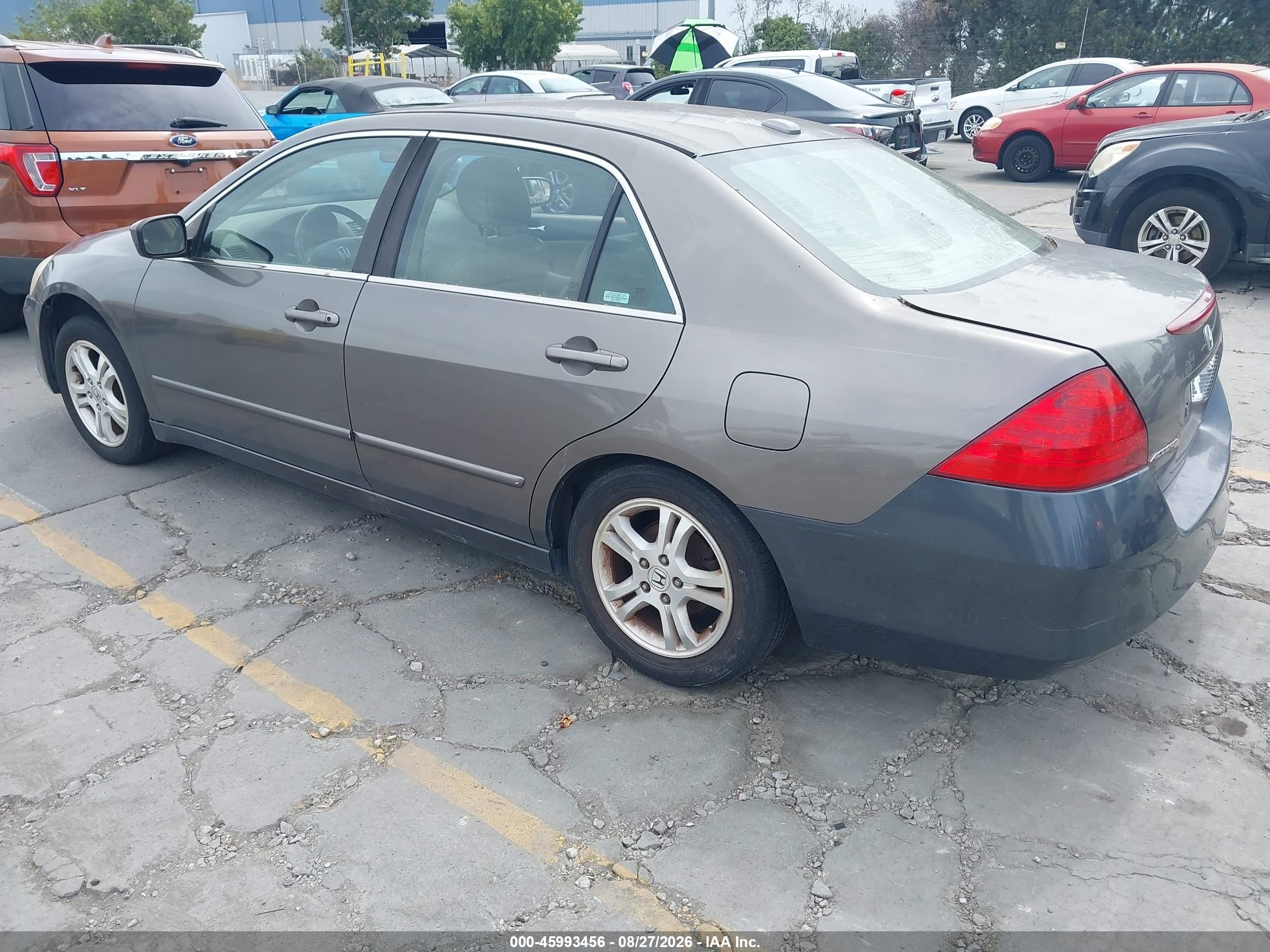 2007 Honda Accord 2.4 Ex Silver vin: 1HGCM56827A216613