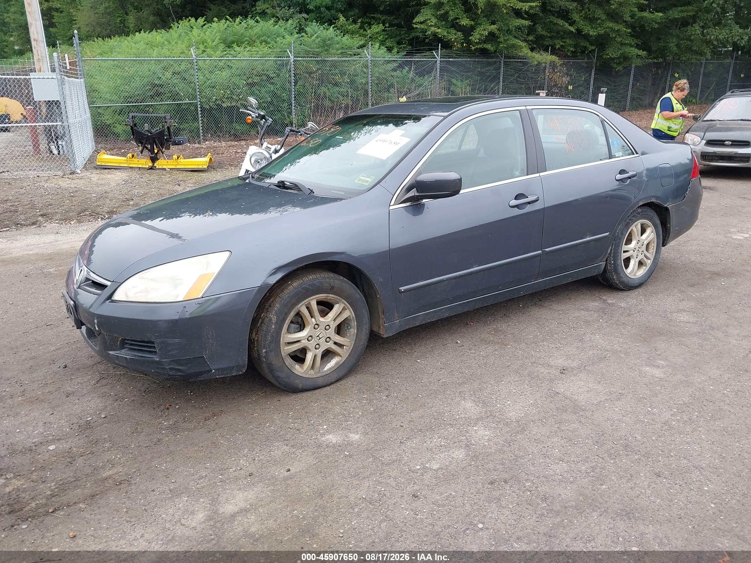 2007 Honda Accord 2.4 Ex Серый vin: 1HGCM56827A228745