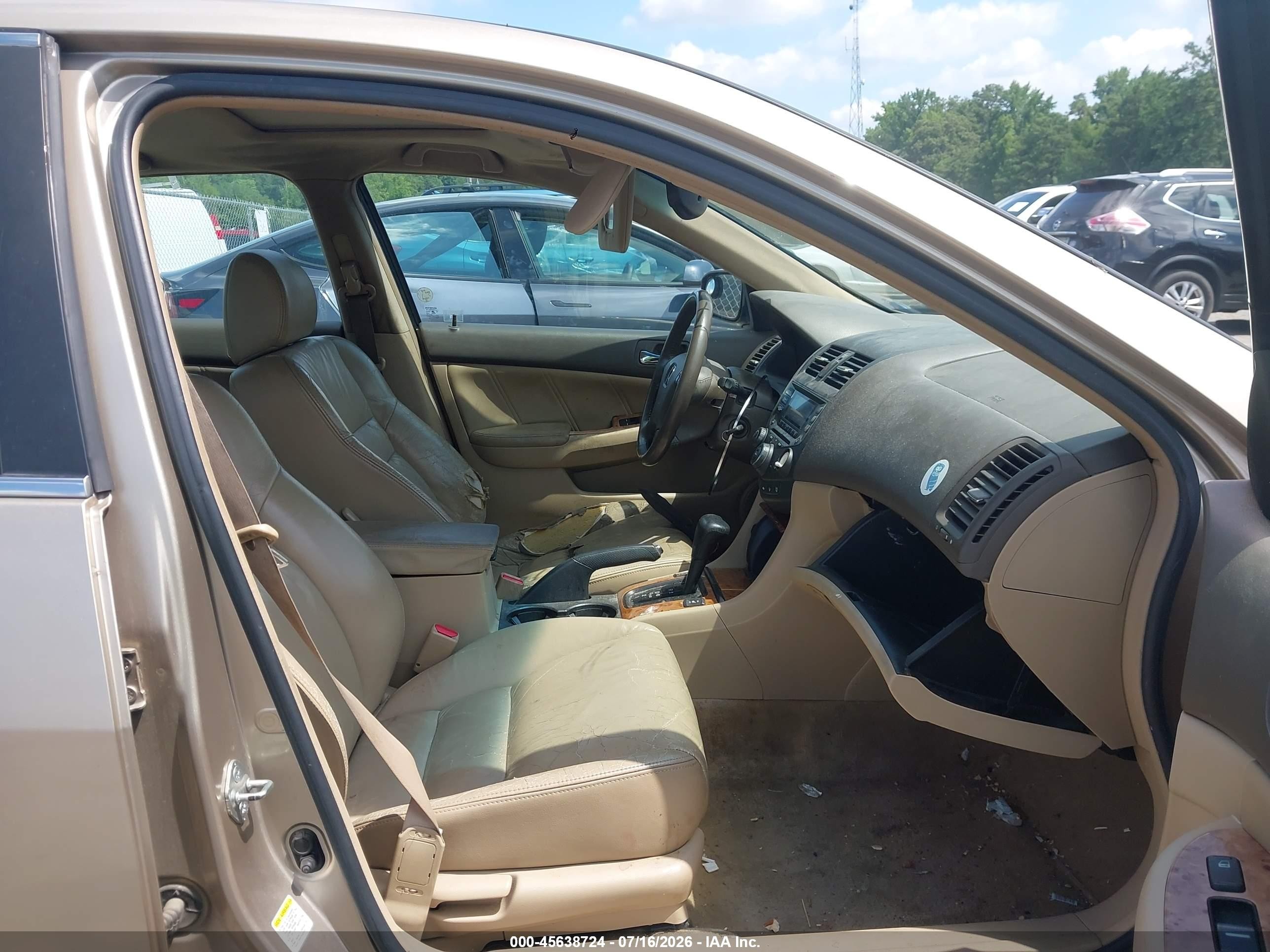 2004 Honda Accord 2.4 Ex Beige vin: 1HGCM56834A107136