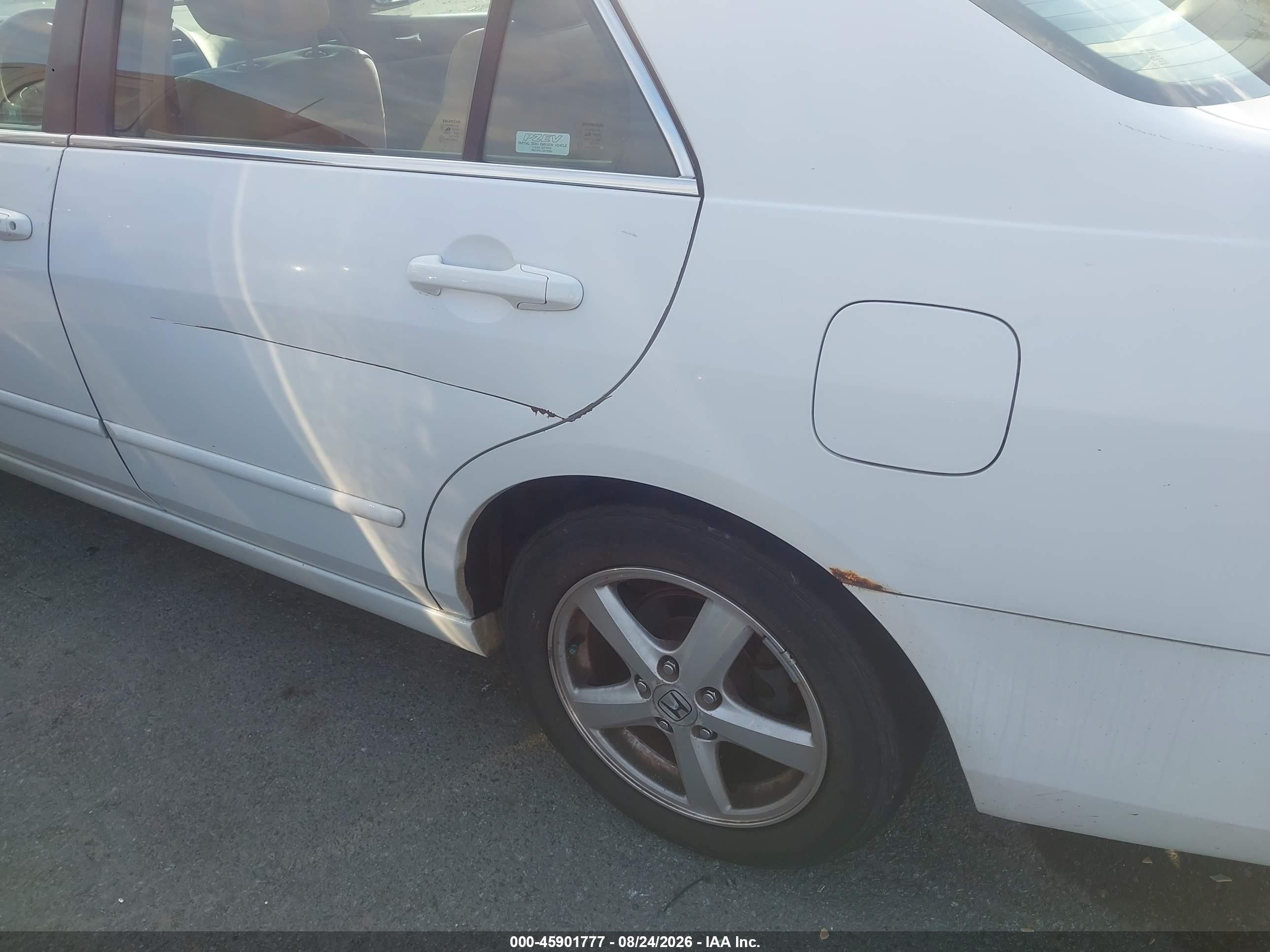 2005 Honda Accord 2.4 Ex White vin: 1HGCM56835A178418