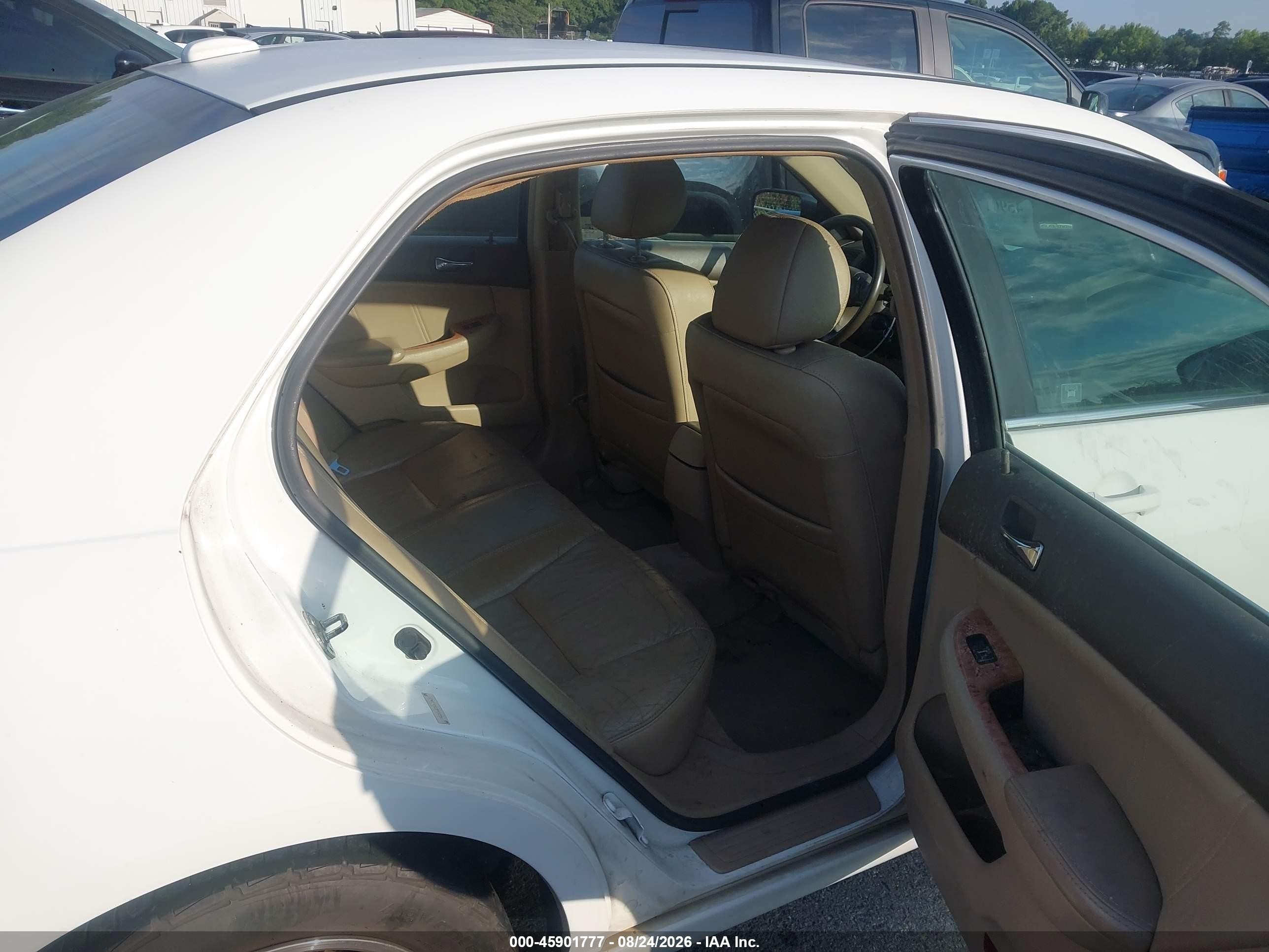 2005 Honda Accord 2.4 Ex White vin: 1HGCM56835A178418