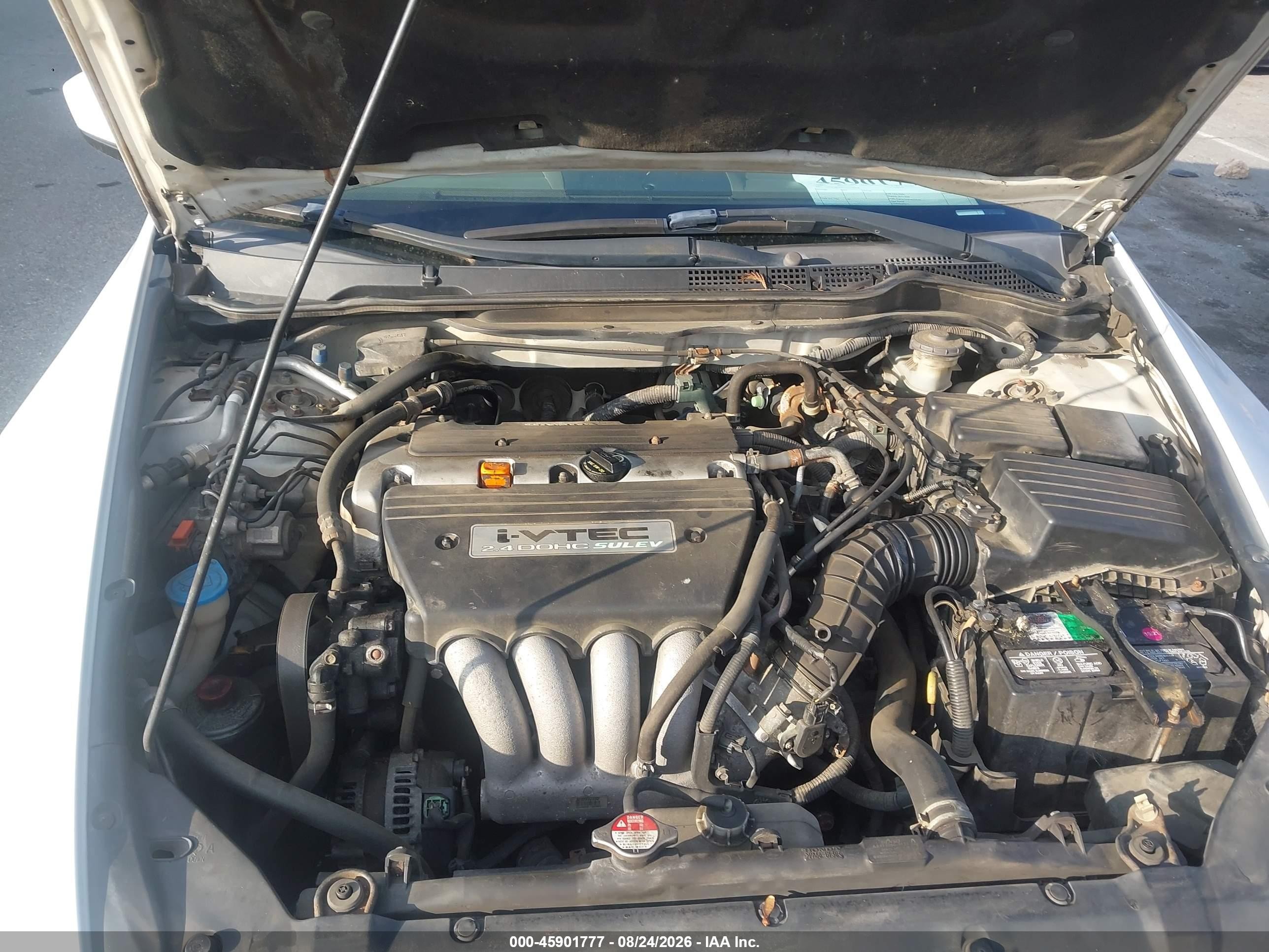 2005 Honda Accord 2.4 Ex White vin: 1HGCM56835A178418