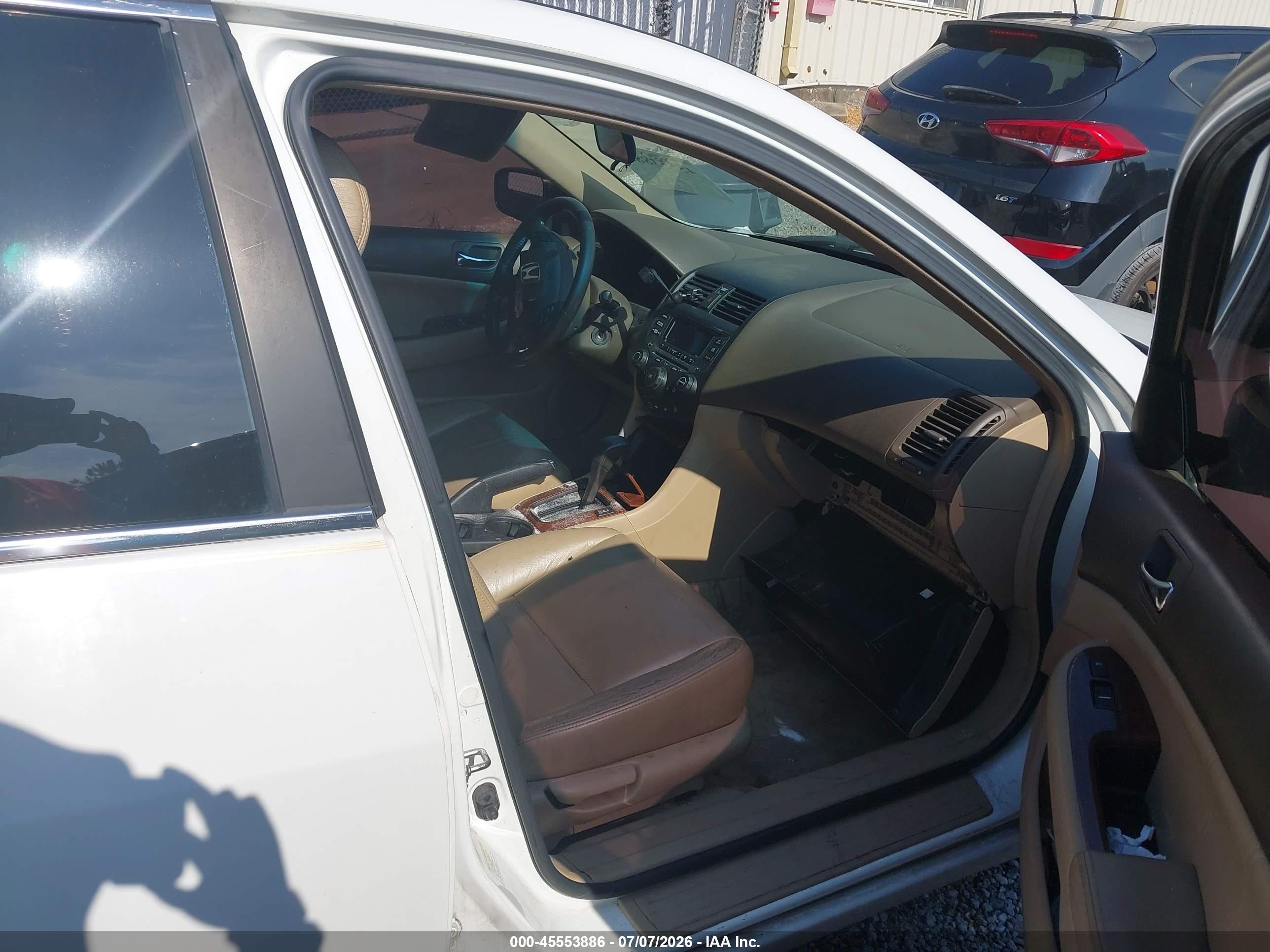 2006 Honda Accord 2.4 Ex Beige vin: 1HGCM56836A049144