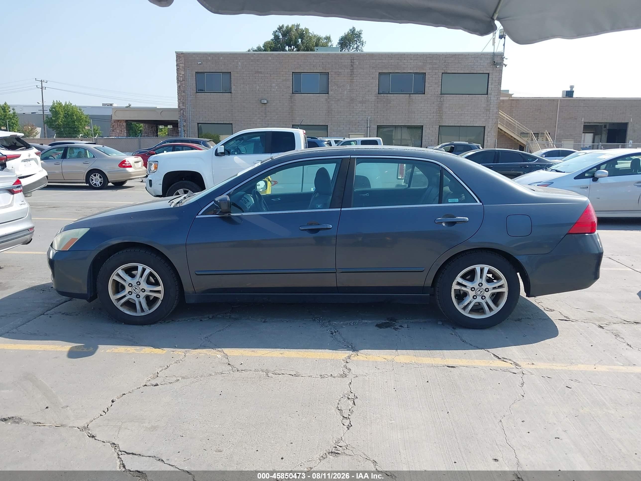 2006 Honda Accord 2.4 Ex Серый vin: 1HGCM56836A133531