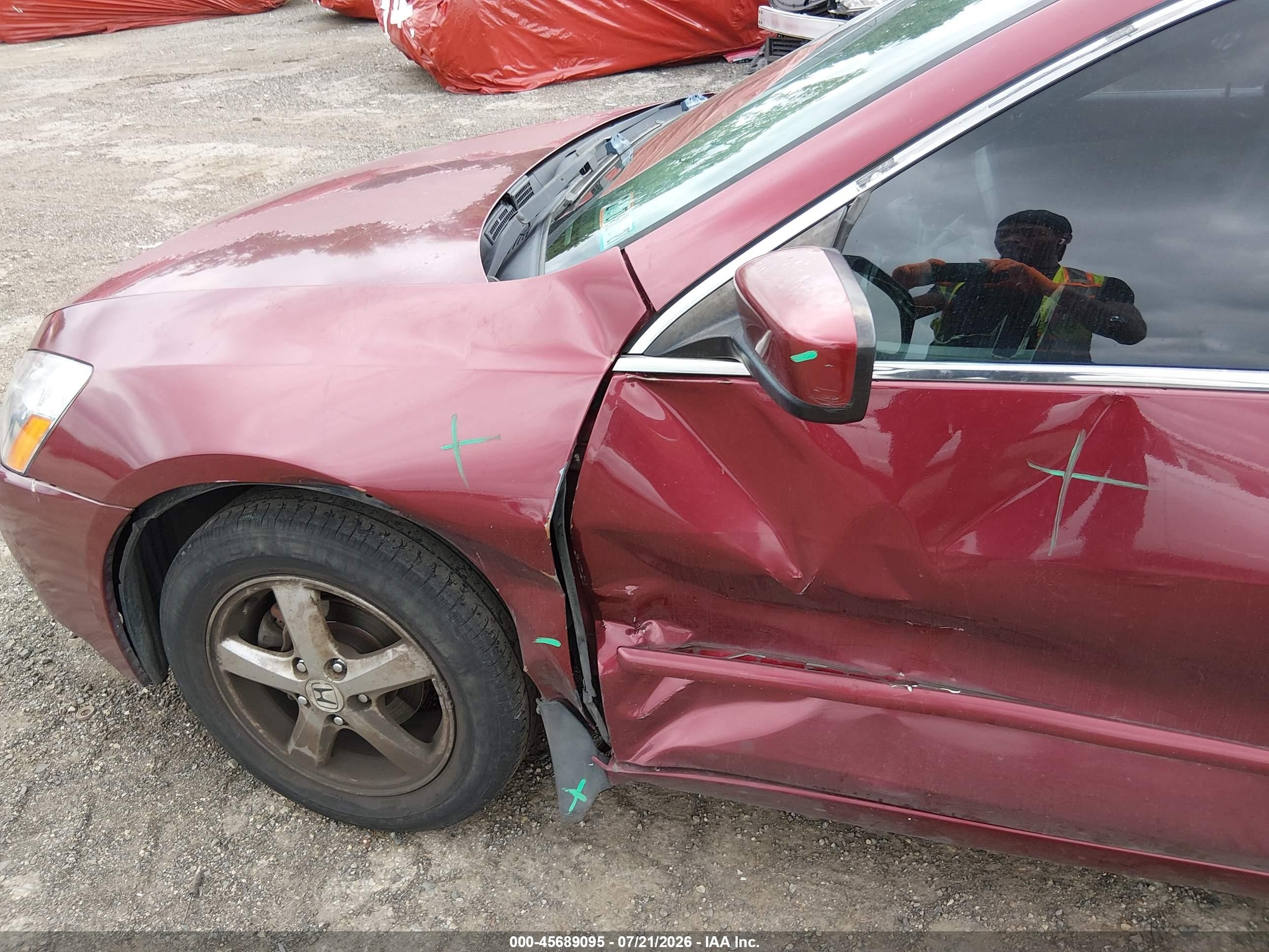 2004 Honda Accord 2.4 Ex Burgundy vin: 1HGCM56844A080254