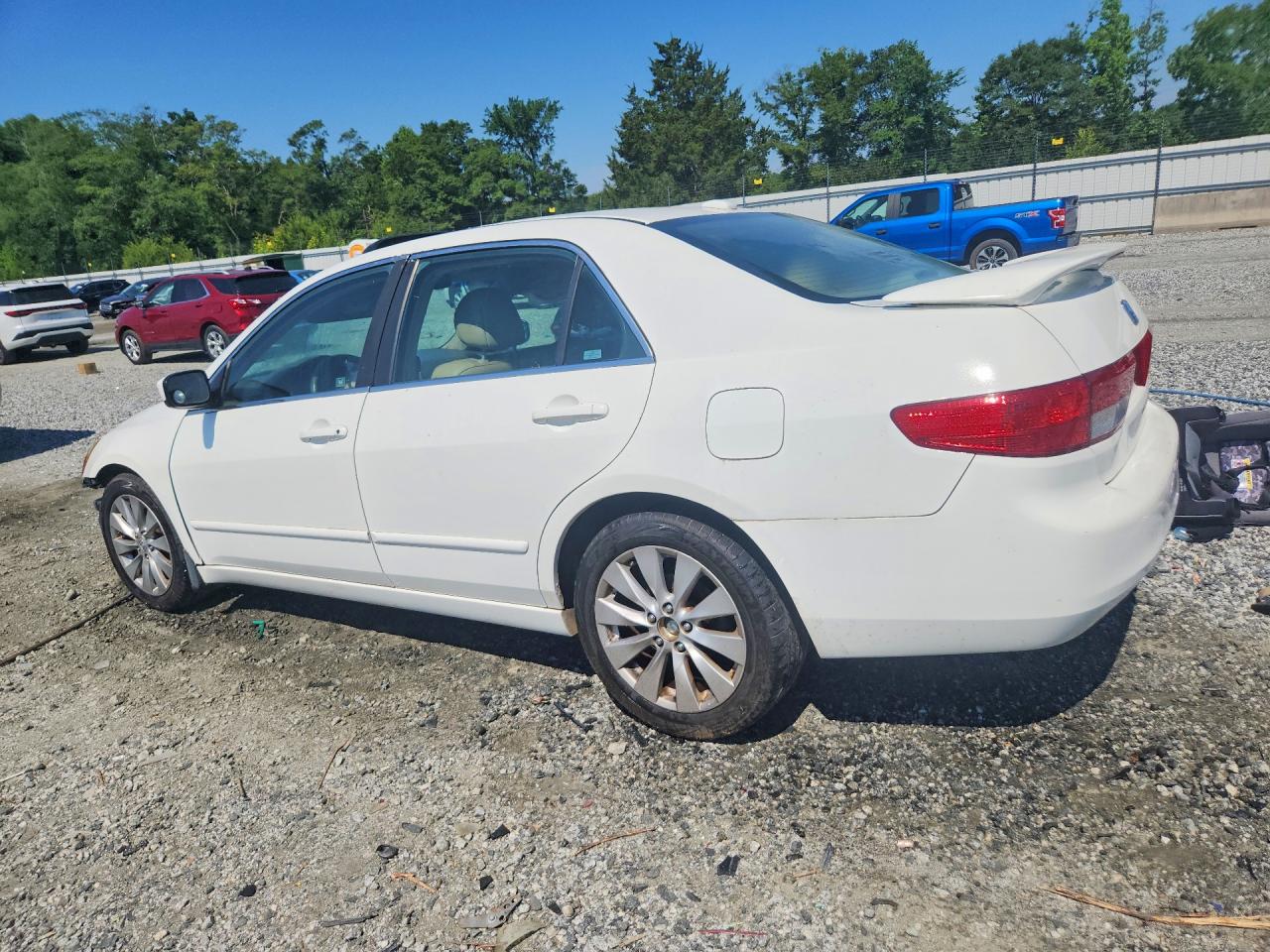 2005 Honda Accord Ex White vin: 1HGCM56845A044730