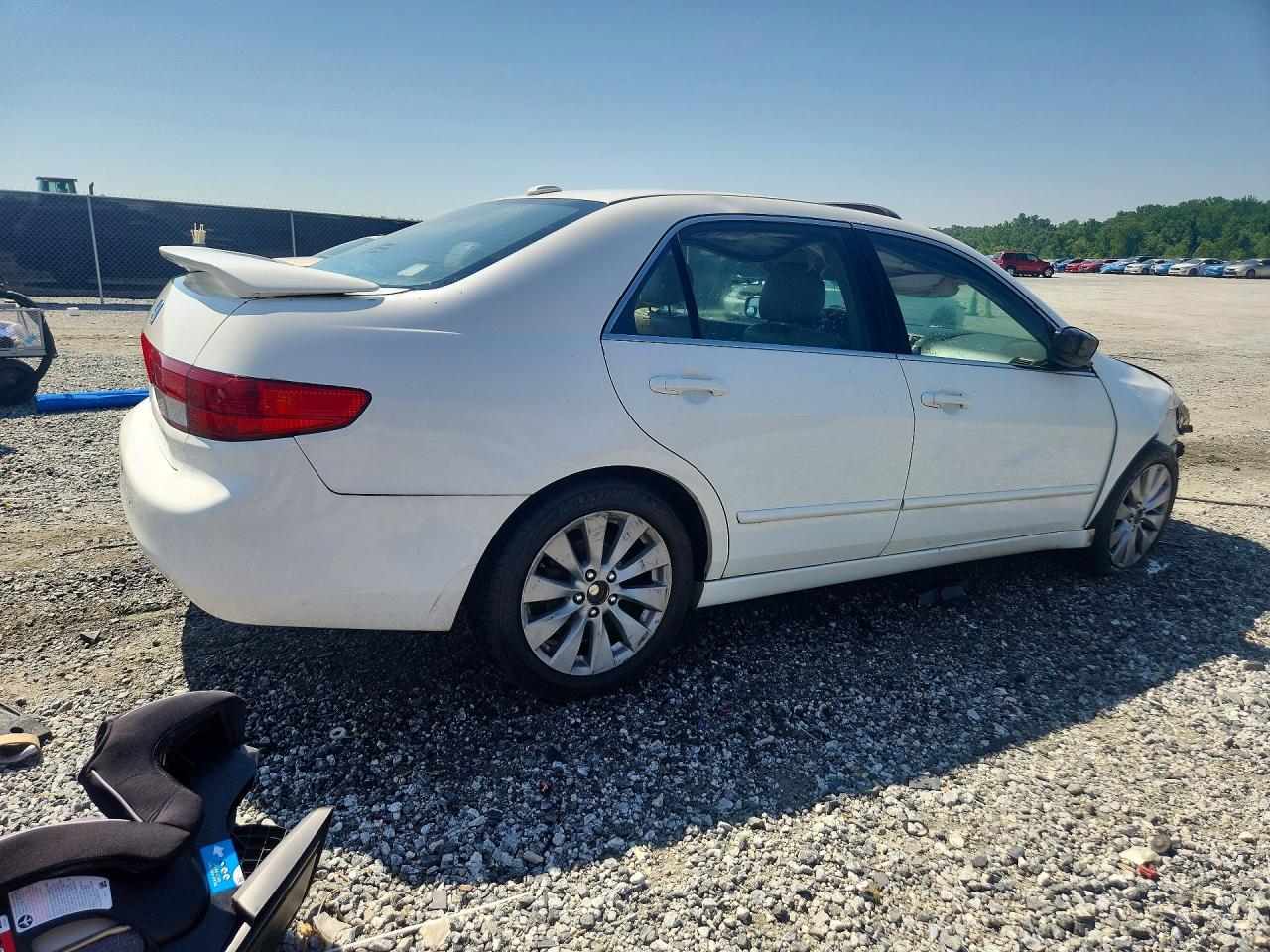 2005 Honda Accord Ex White vin: 1HGCM56845A044730