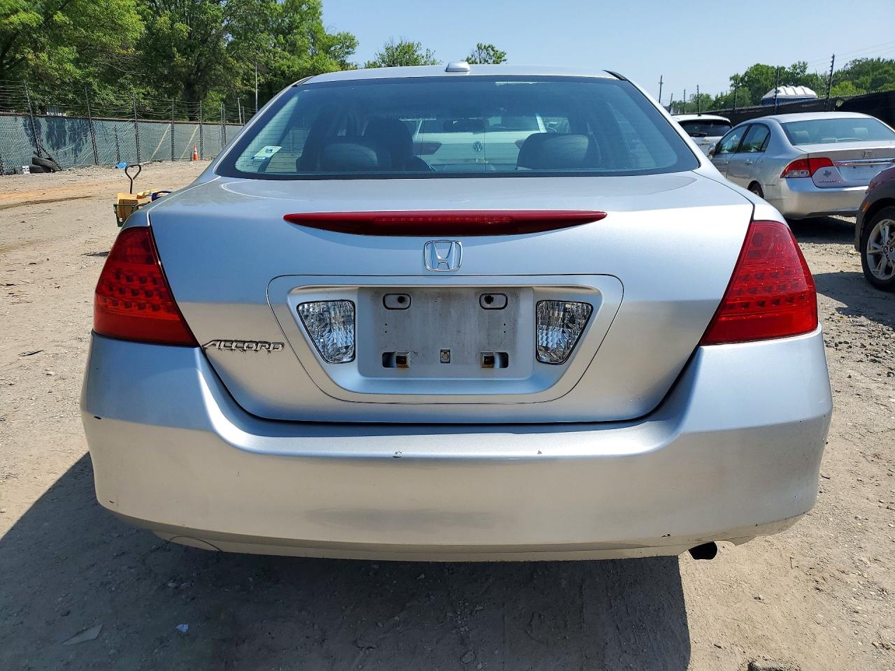 2007 Honda Accord Ex Silver vin: 1HGCM56847A080565
