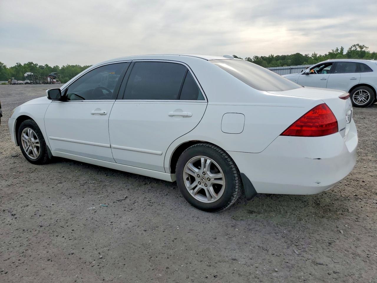 2007 Honda Accord Ex White vin: 1HGCM56847A098631