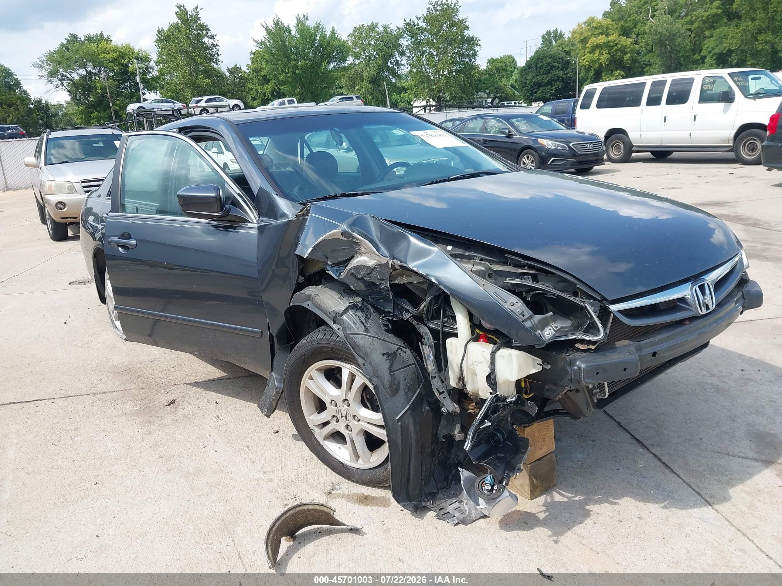 2007 Honda Accord 2.4 Ex Серый vin: 1HGCM56847A191939