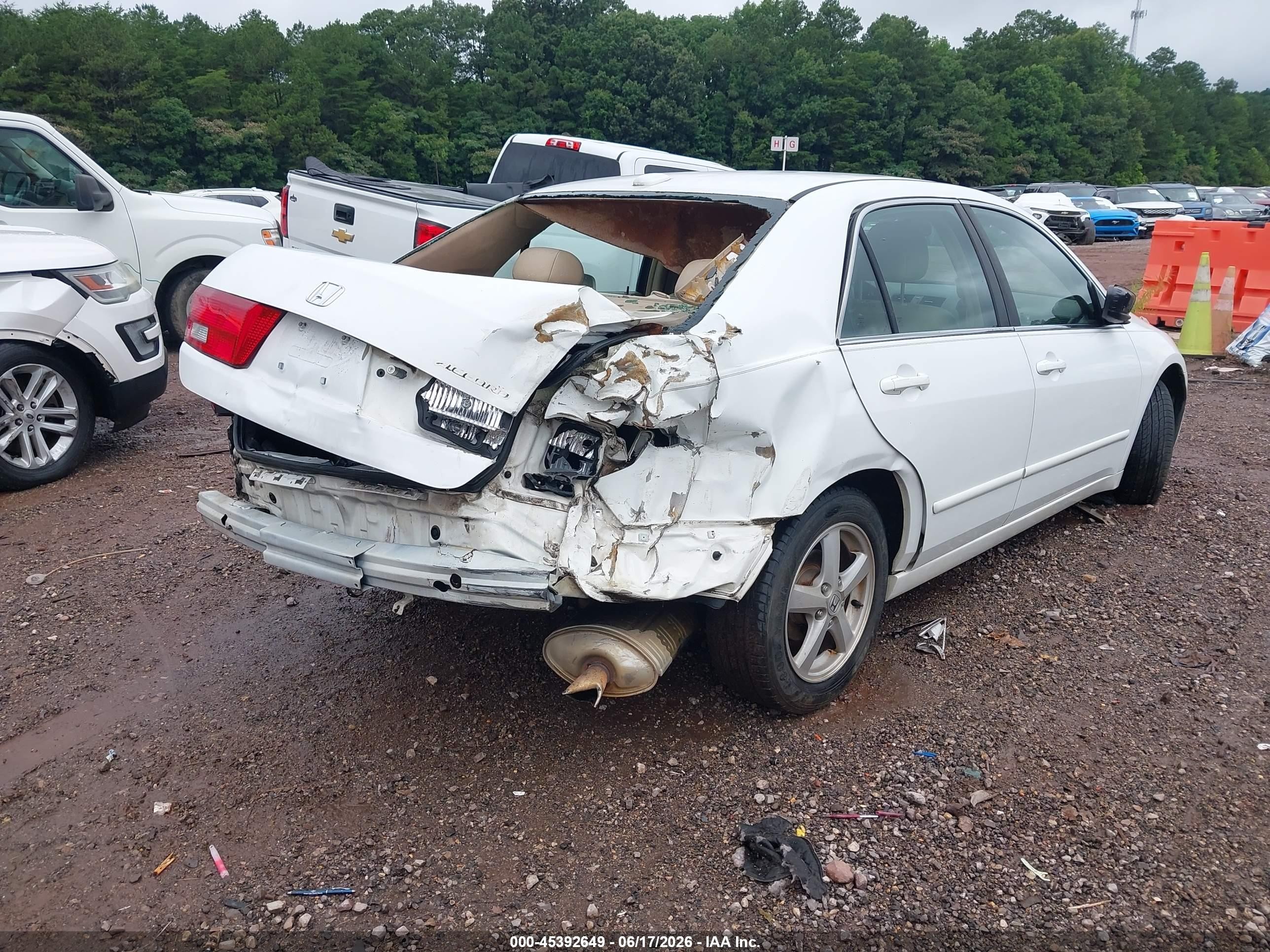 2005 Honda Accord 2.4 Ex White vin: 1HGCM56855A097159