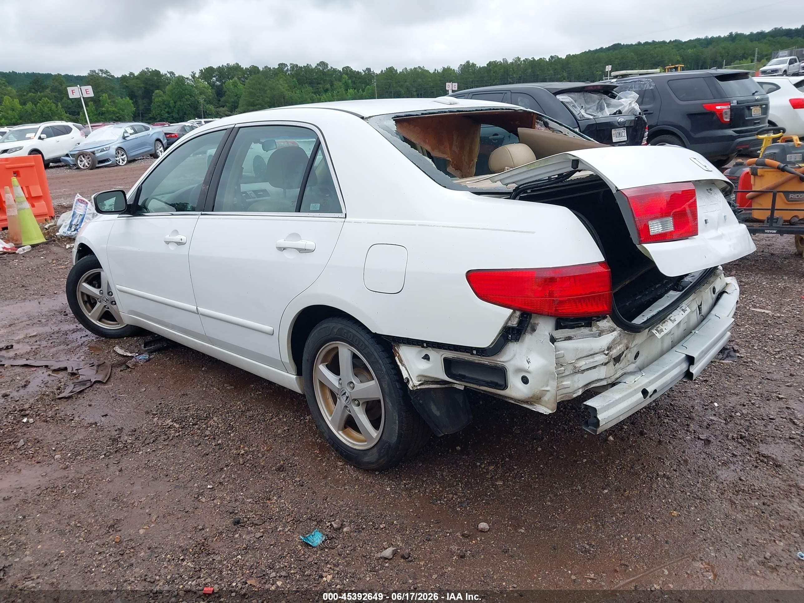2005 Honda Accord 2.4 Ex White vin: 1HGCM56855A097159