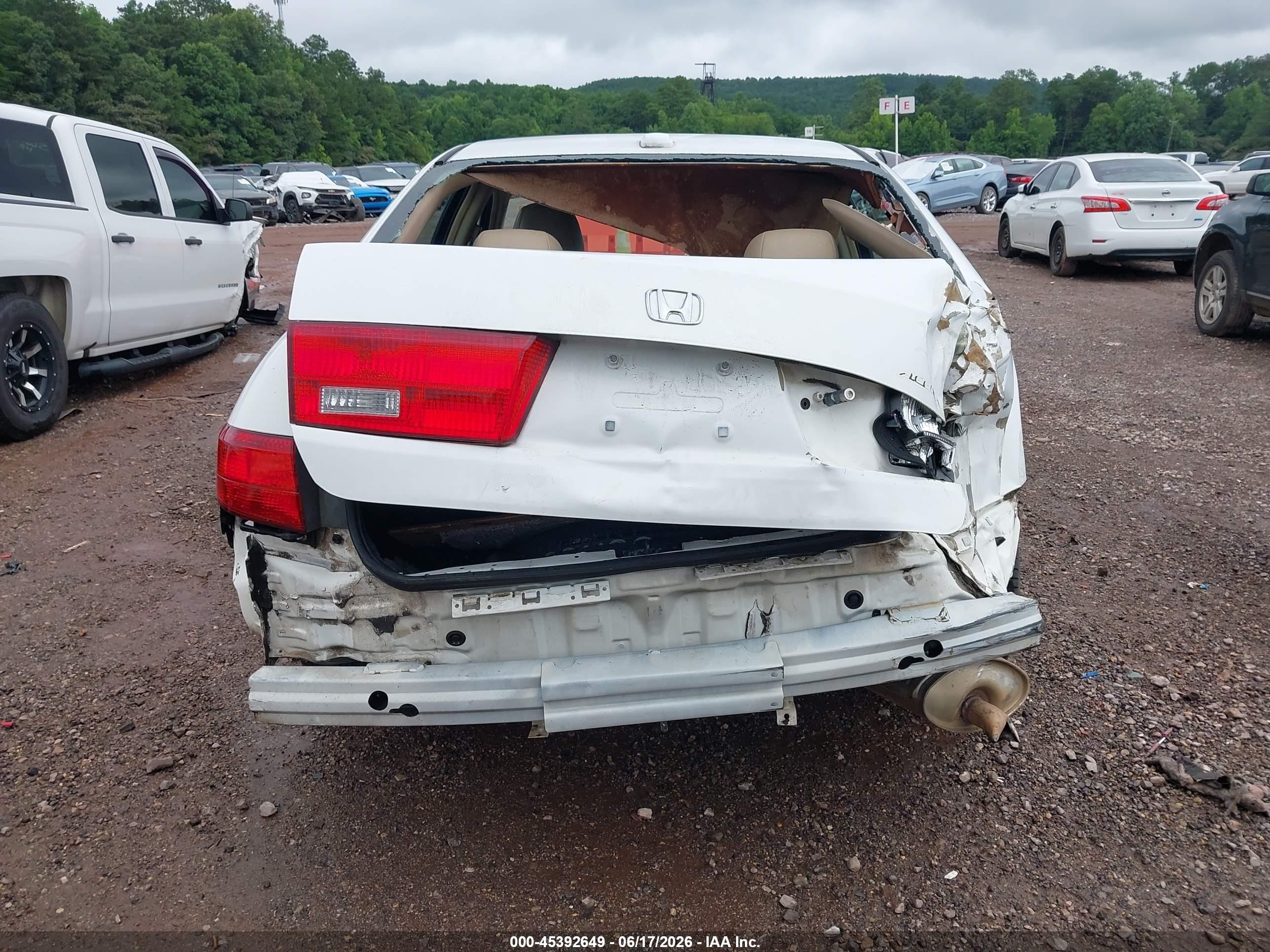 2005 Honda Accord 2.4 Ex White vin: 1HGCM56855A097159