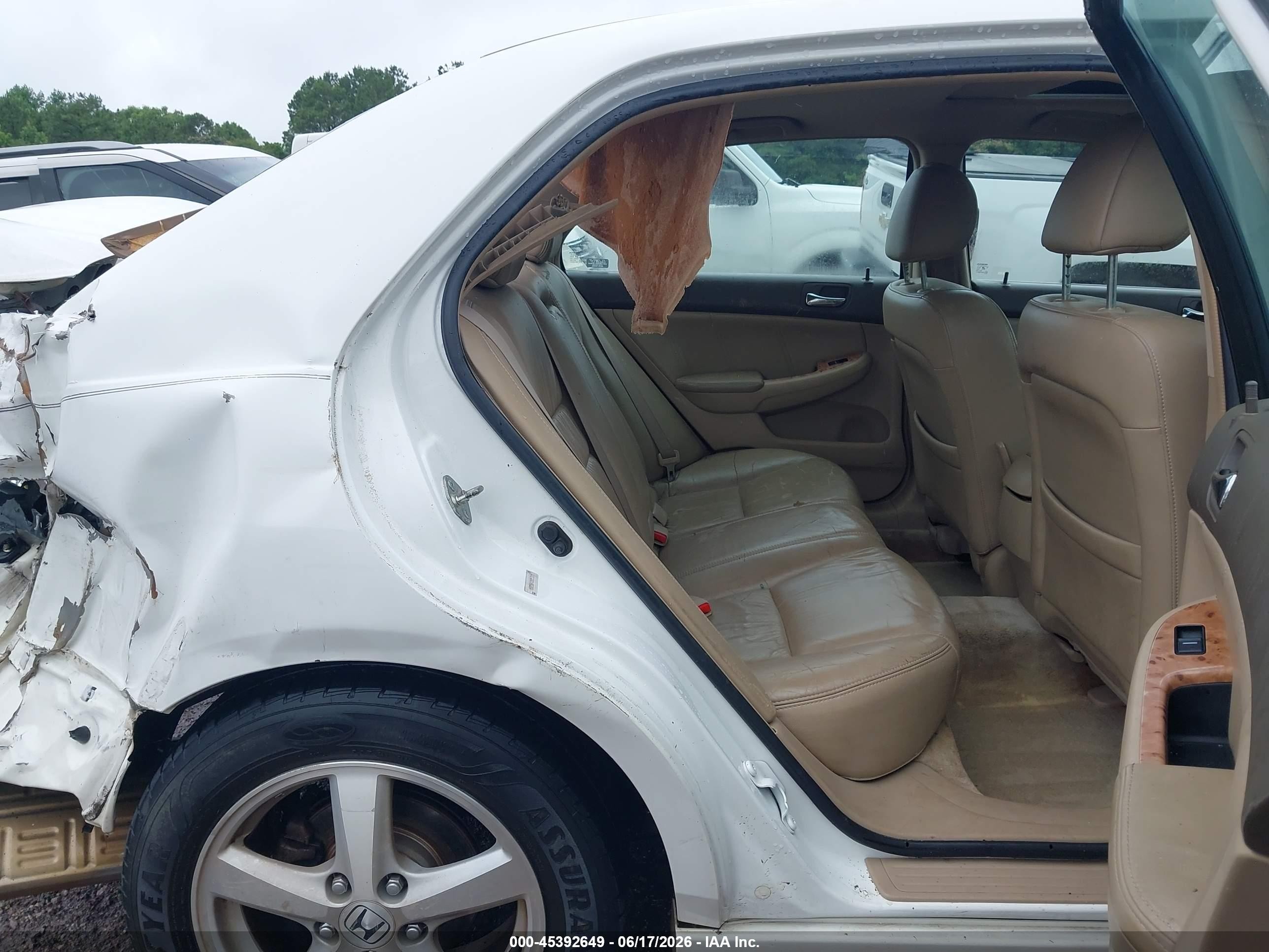 2005 Honda Accord 2.4 Ex White vin: 1HGCM56855A097159