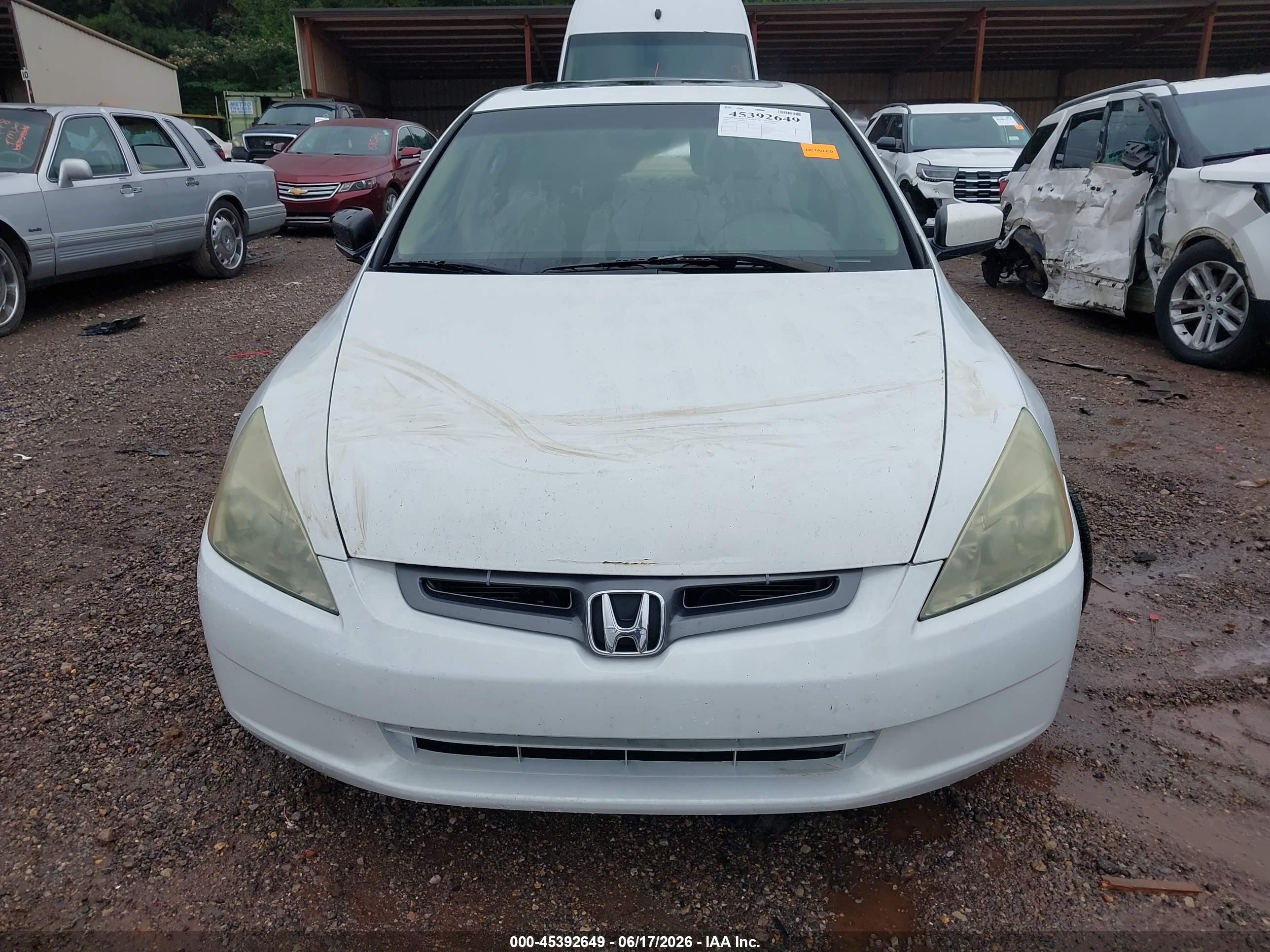2005 Honda Accord 2.4 Ex White vin: 1HGCM56855A097159
