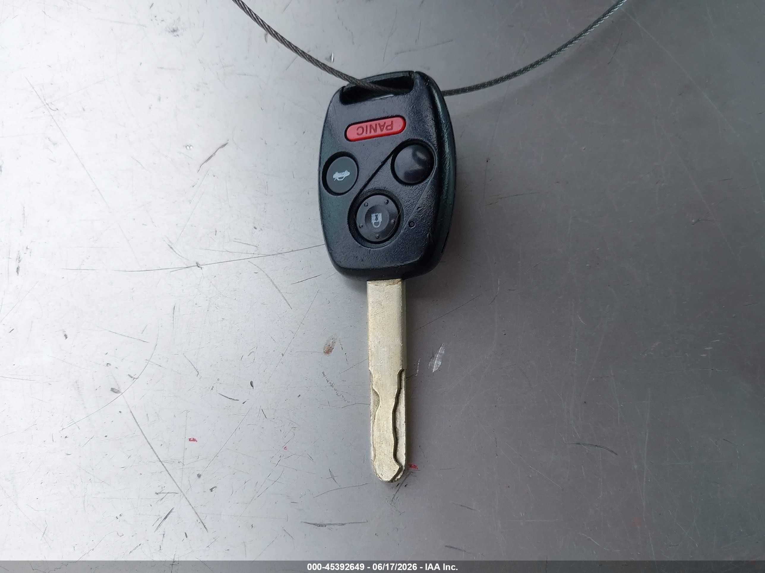2005 Honda Accord 2.4 Ex White vin: 1HGCM56855A097159