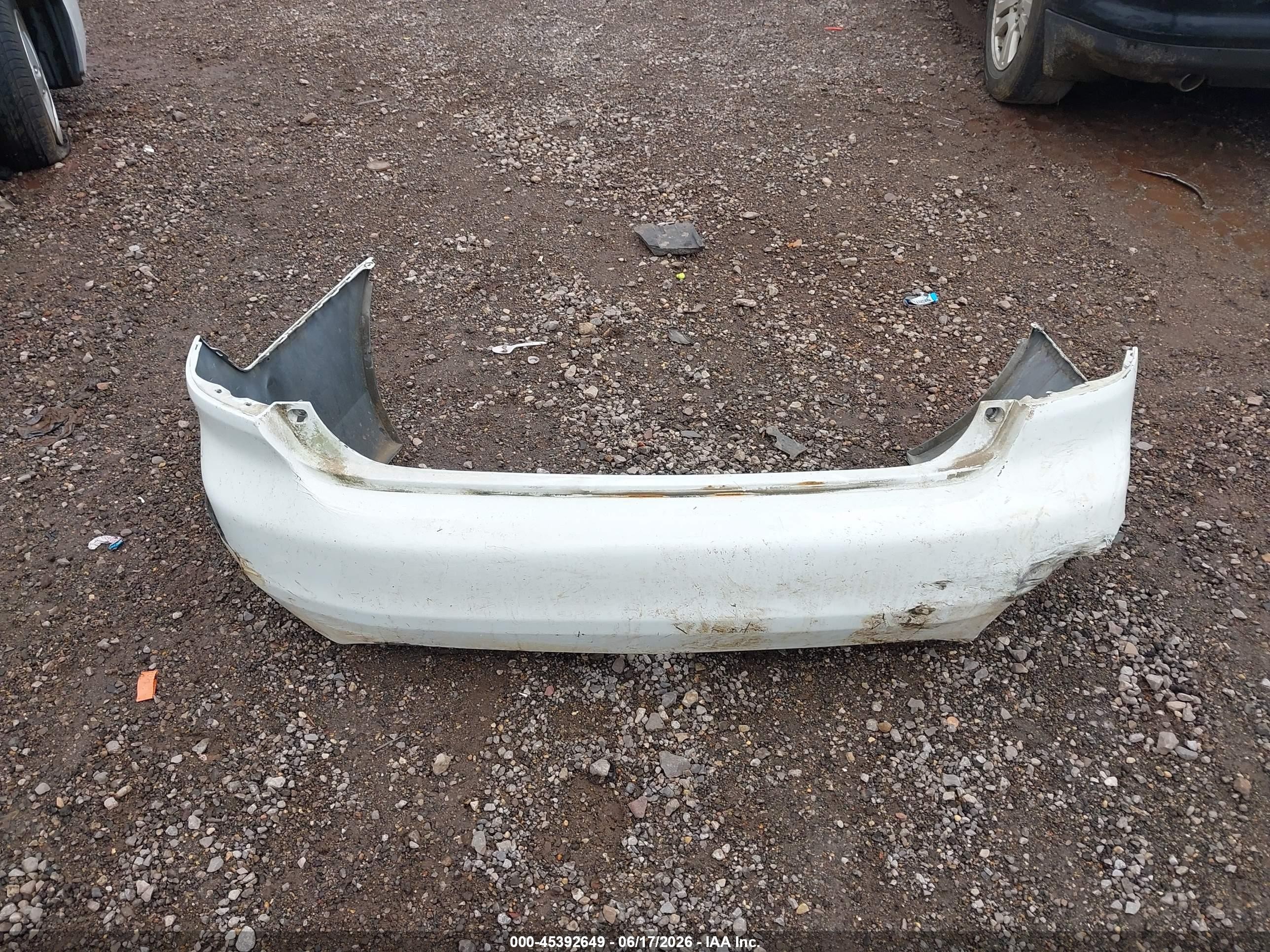 2005 Honda Accord 2.4 Ex White vin: 1HGCM56855A097159