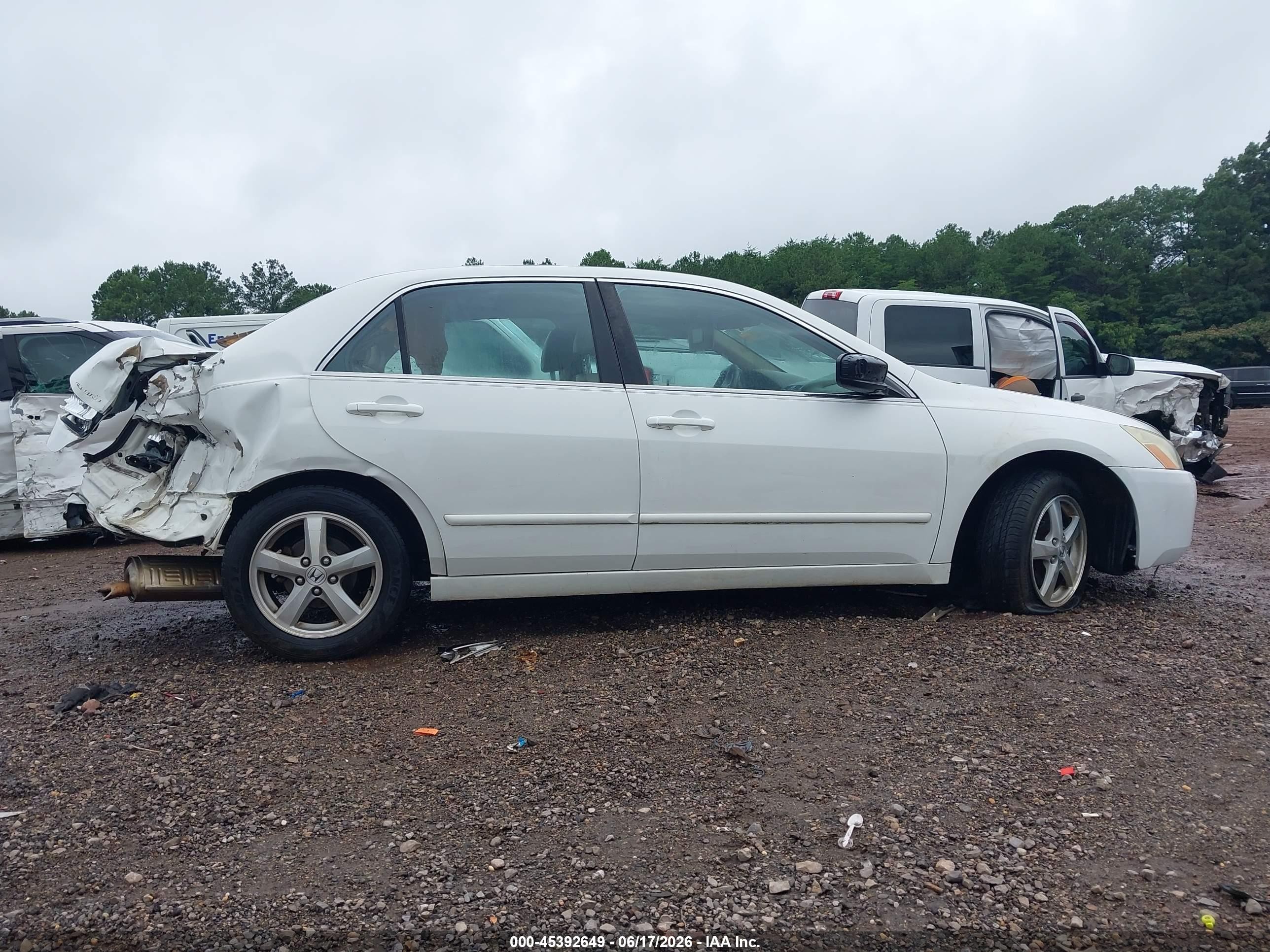 2005 Honda Accord 2.4 Ex White vin: 1HGCM56855A097159