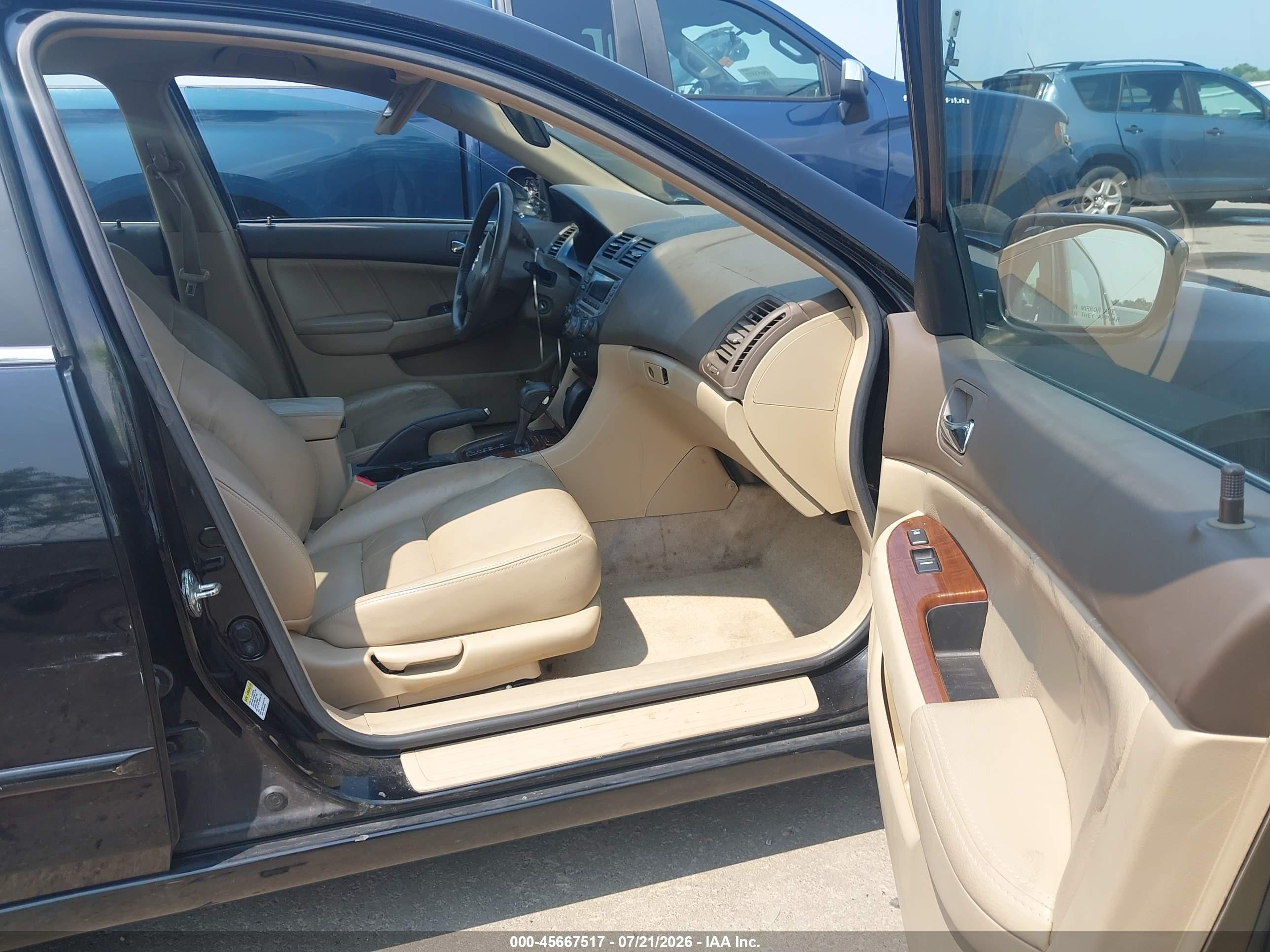 2006 Honda Accord 2.4 Ex Black vin: 1HGCM56856A000740
