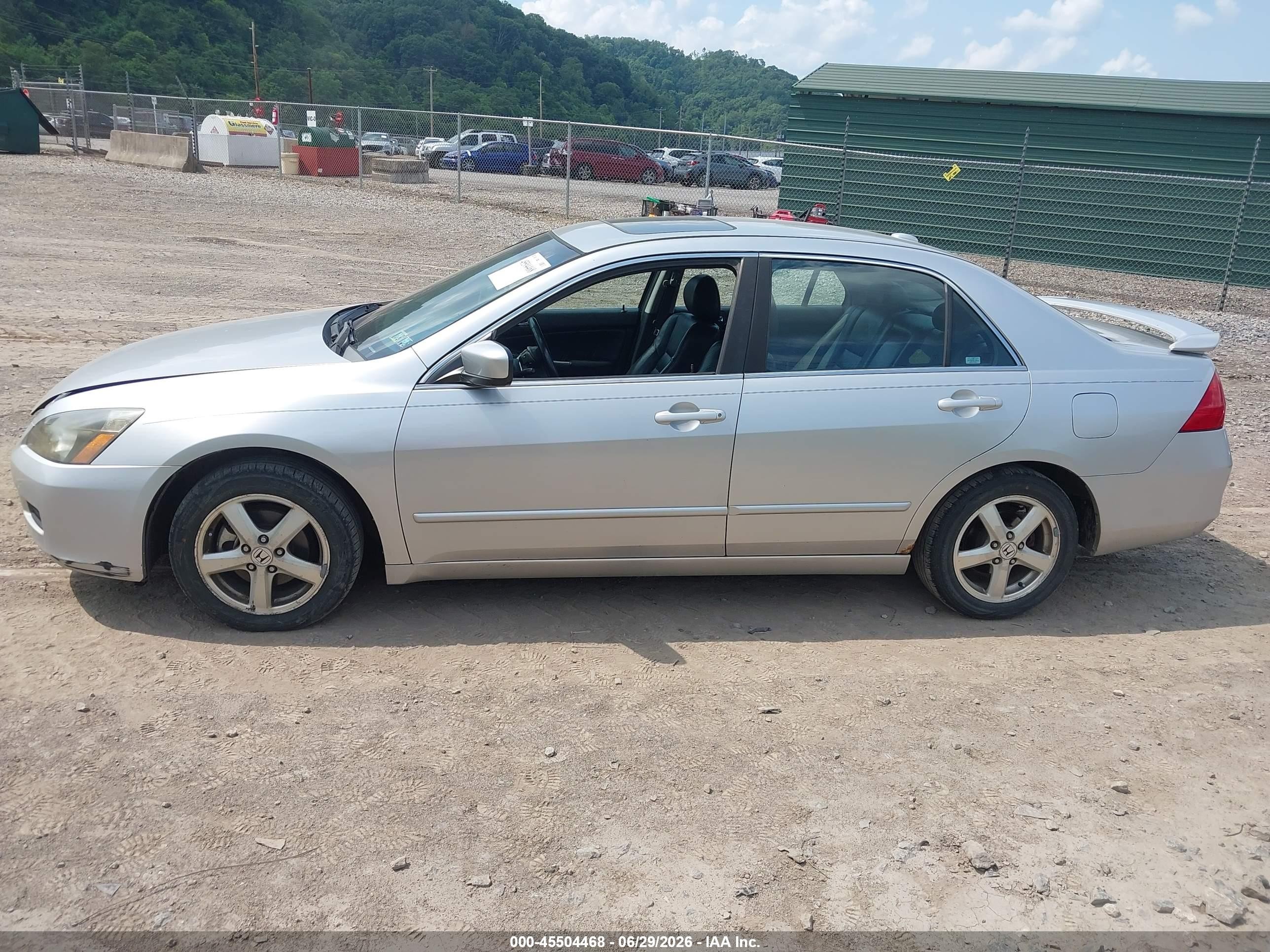 2006 Honda Accord 2.4 Ex Silver vin: 1HGCM56856A111126
