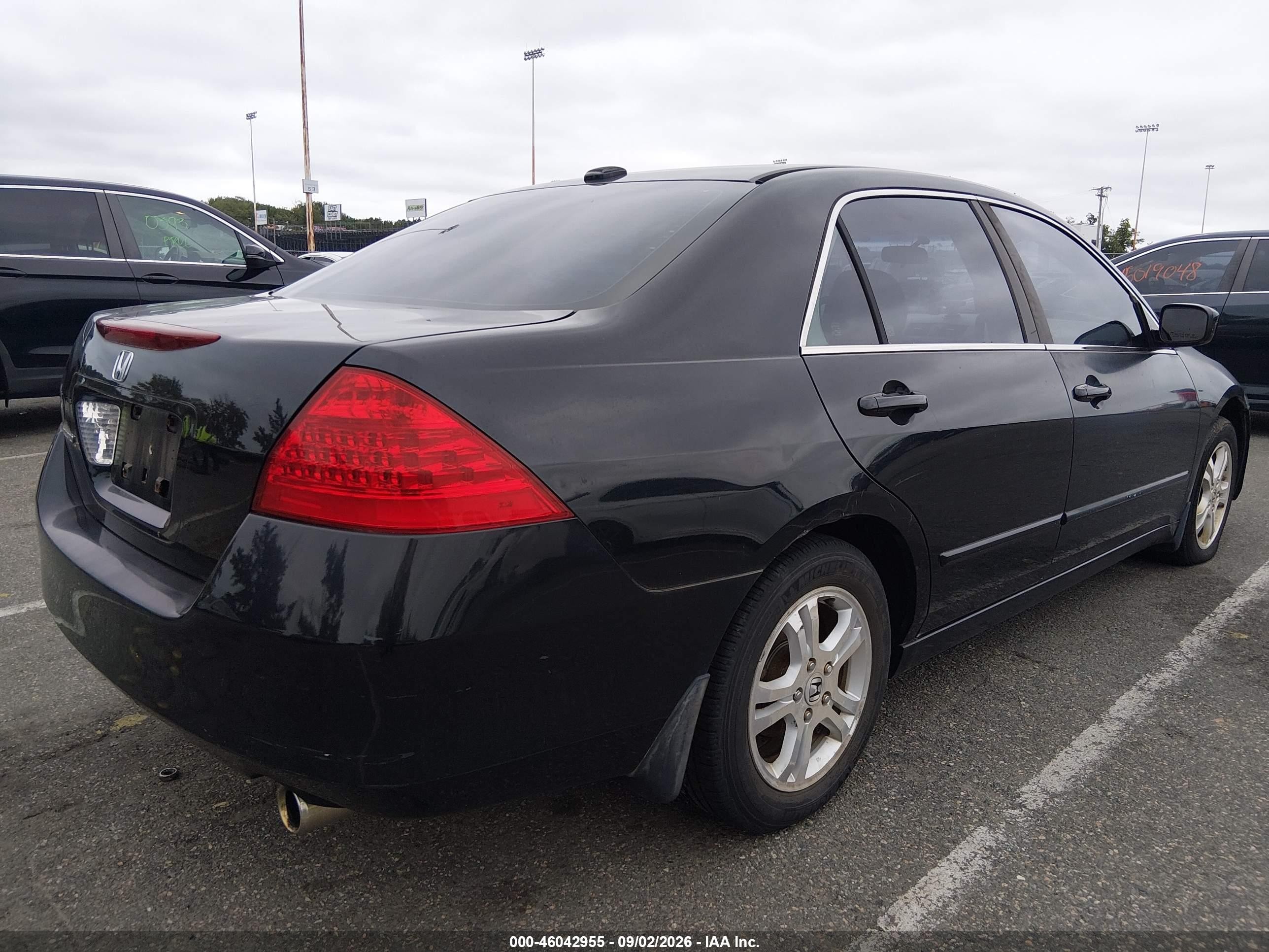 2007 Honda Accord 2.4 Ex Черный vin: 1HGCM56857A003994