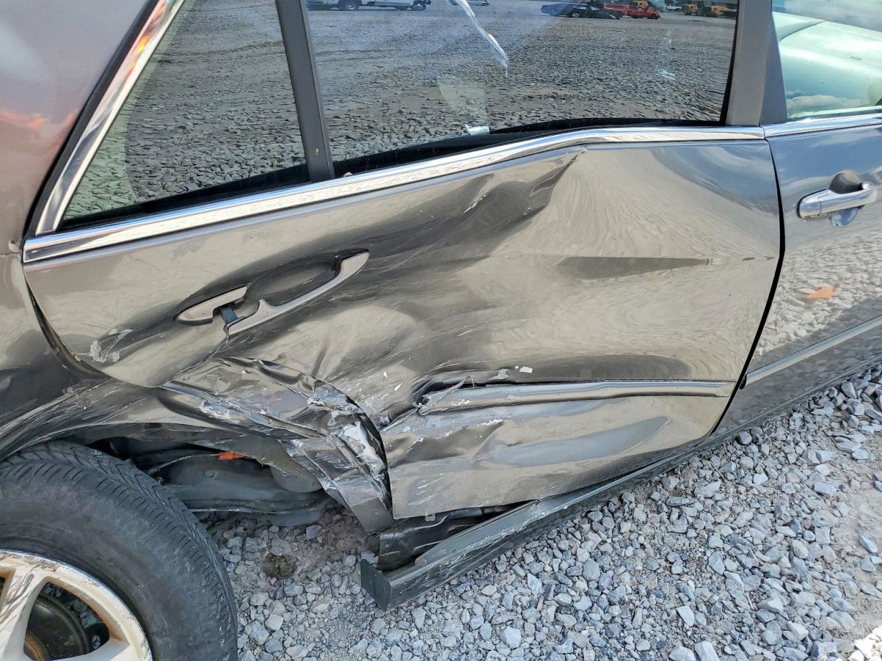 2007 Honda Accord Ex Silver vin: 1HGCM56857A018673