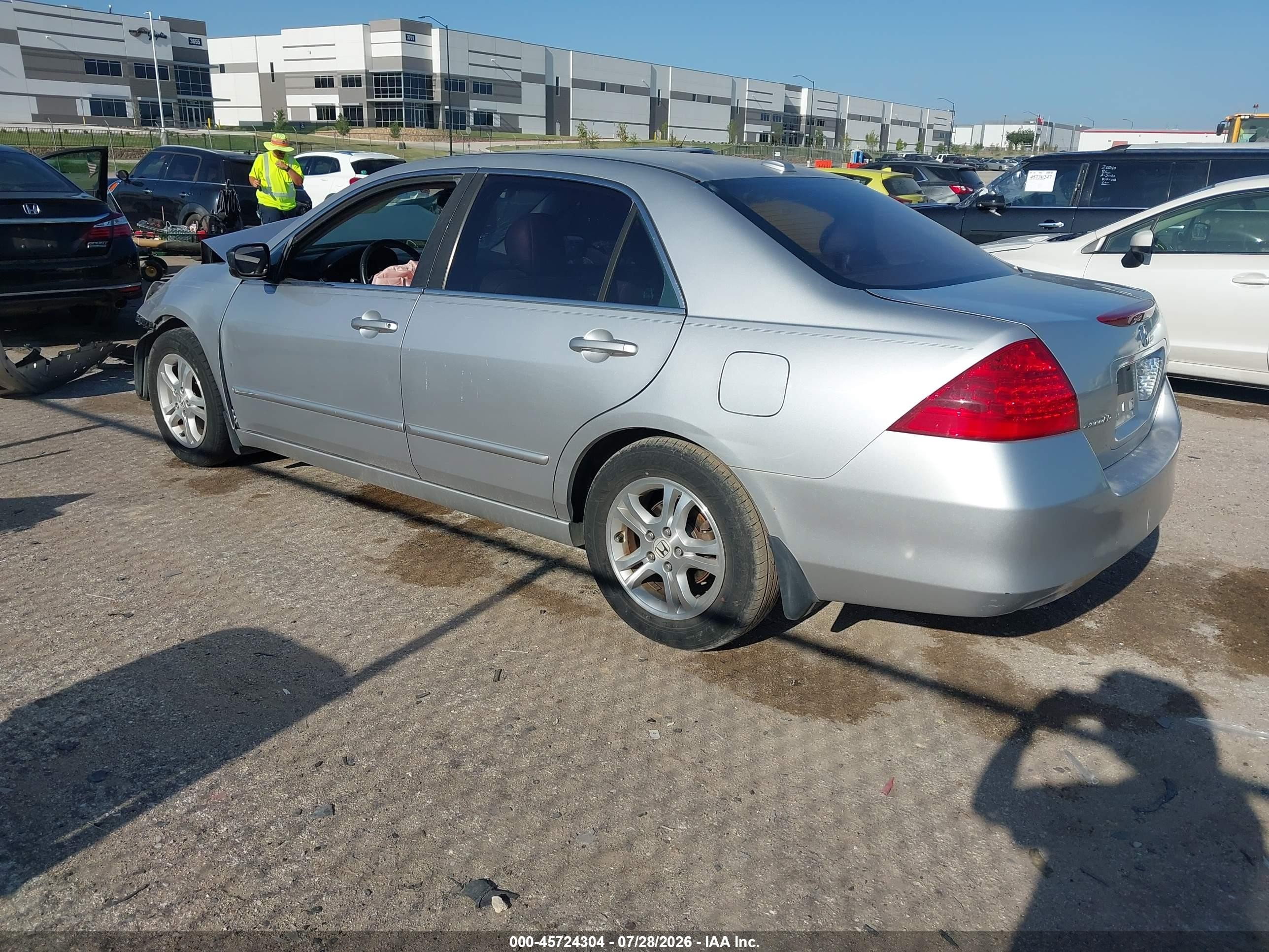 2007 Honda Accord 2.4 Ex Silver vin: 1HGCM56857A175801
