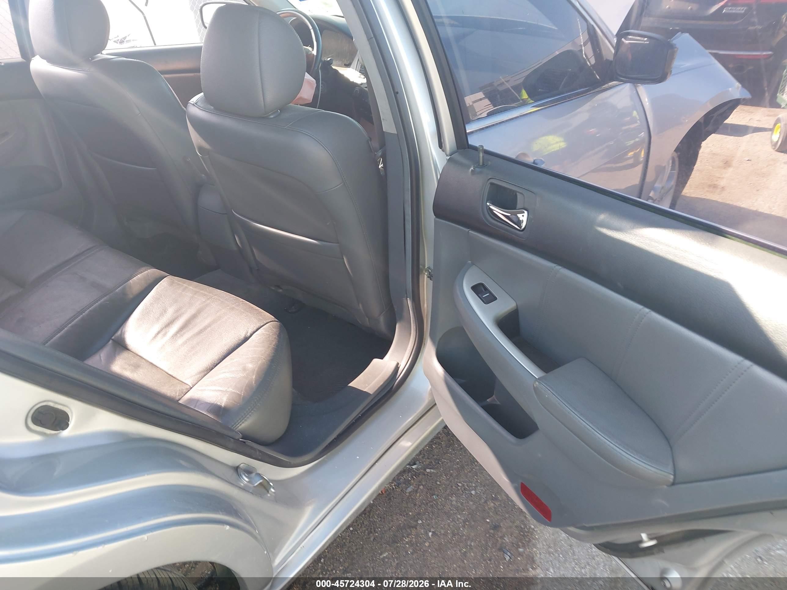 2007 Honda Accord 2.4 Ex Silver vin: 1HGCM56857A175801