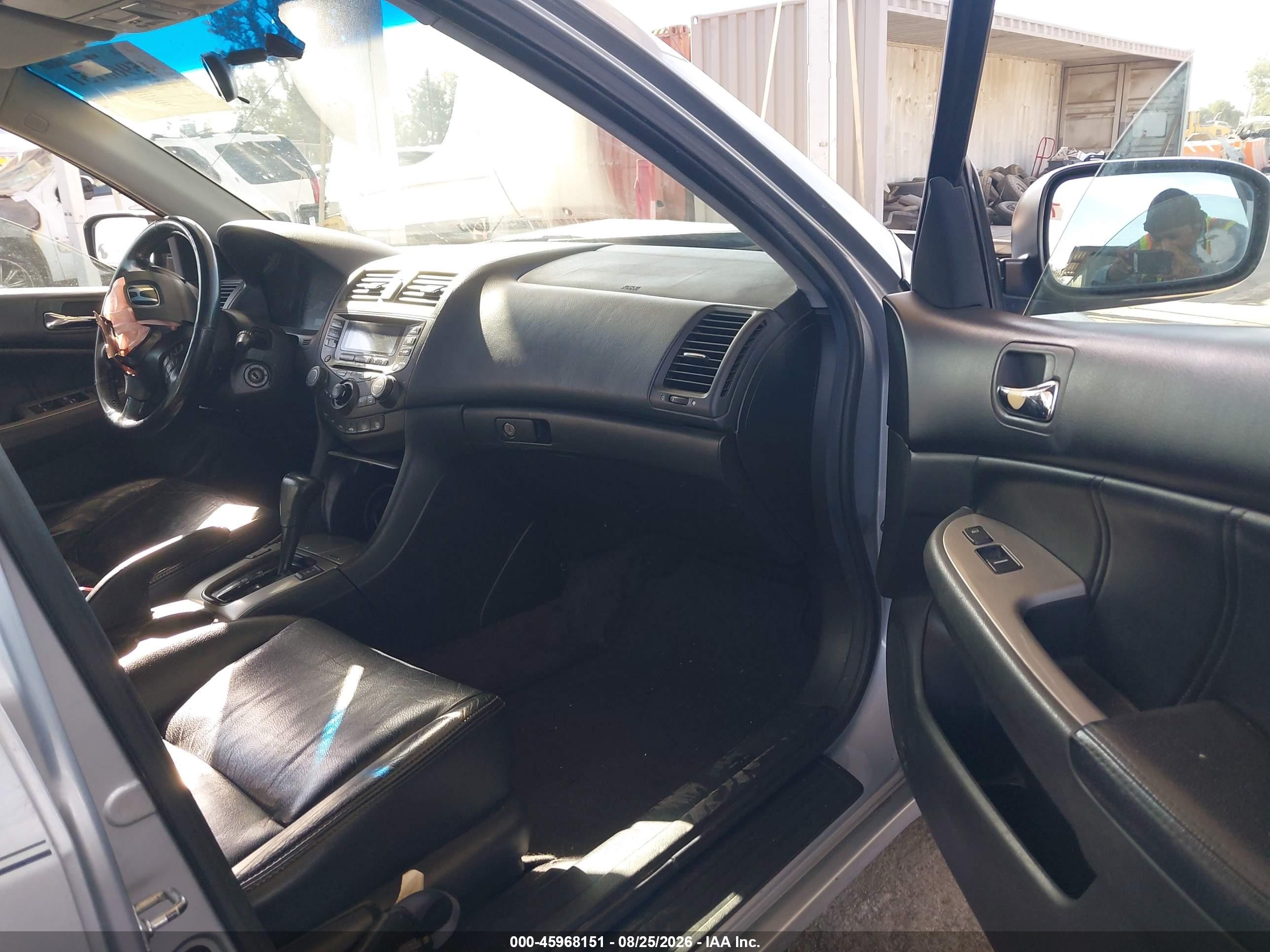 2005 Honda Accord 2.4 Ex Silver vin: 1HGCM56865A149057