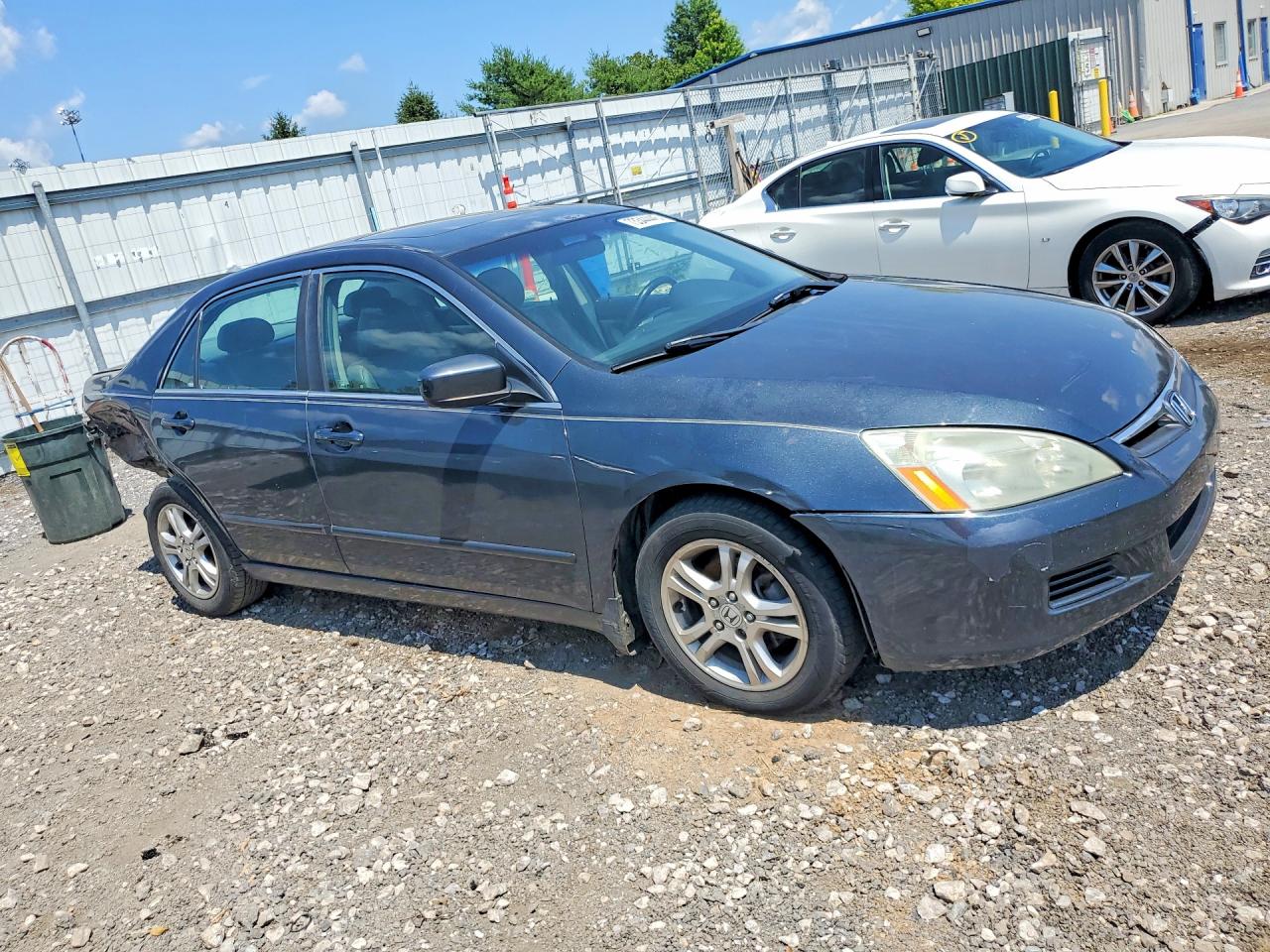 2007 Honda Accord Ex Blue vin: 1HGCM56867A031867