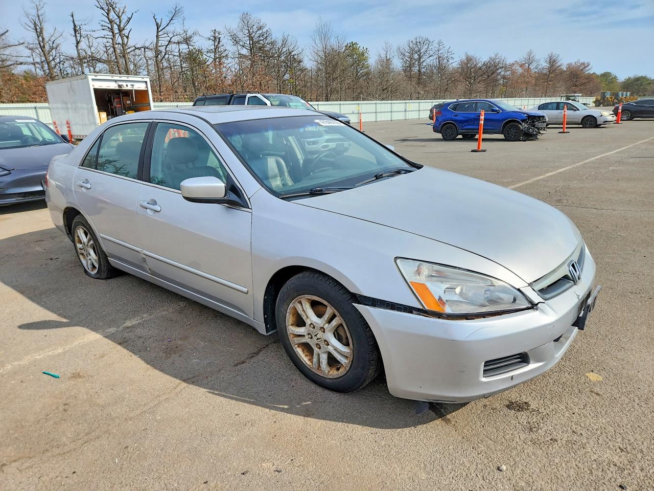 2008 Honda Accord Silver vin: 1HGCM56867A032923