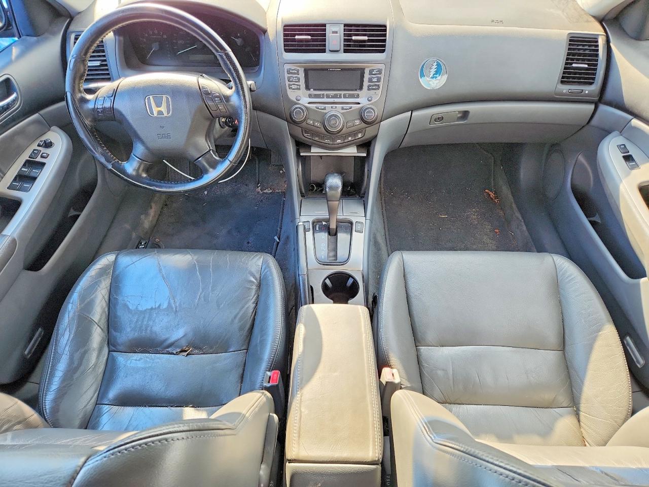2008 Honda Accord Silver vin: 1HGCM56867A032923