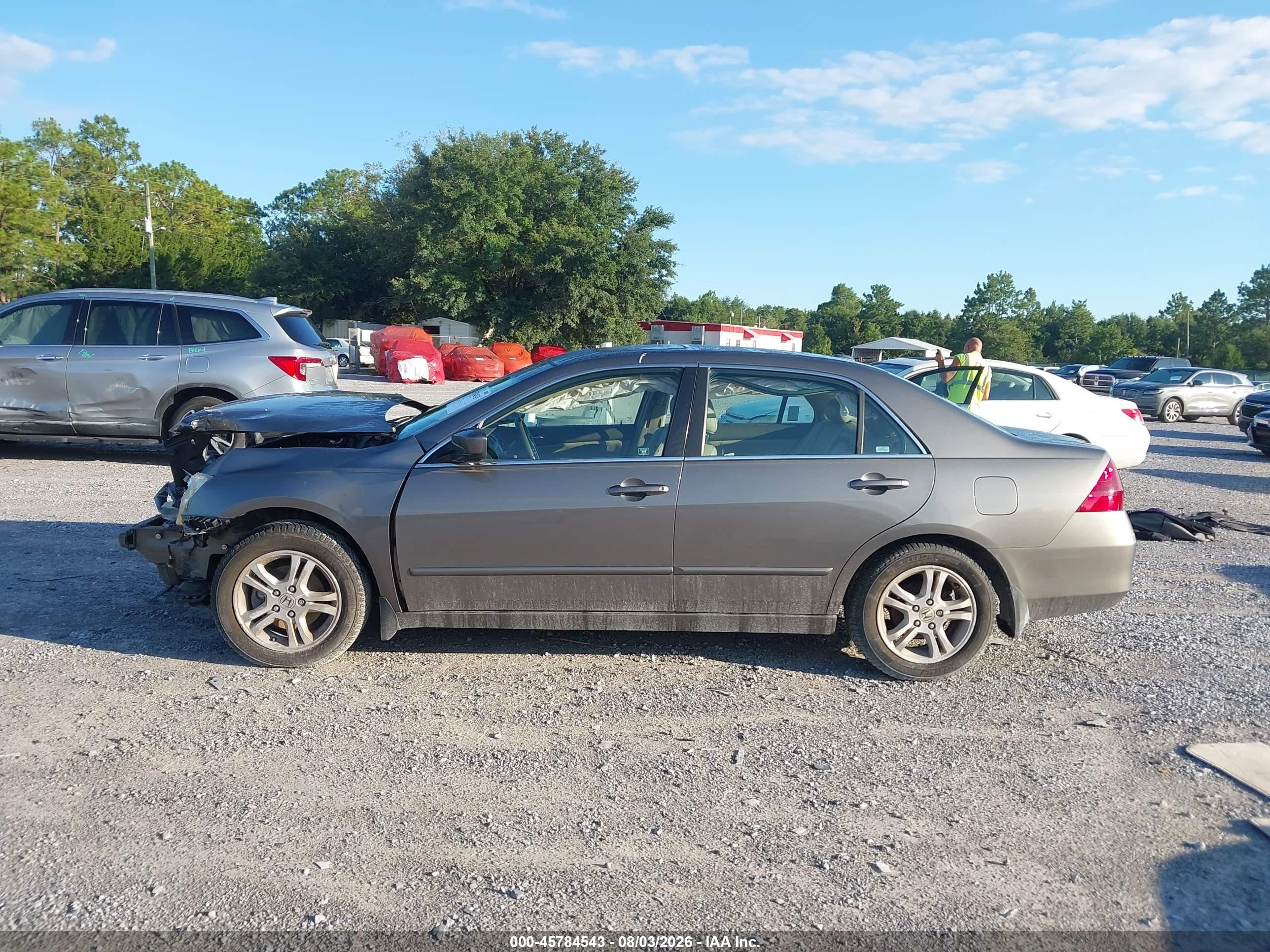 2007 Honda Accord 2.4 Ex Коричневый vin: 1HGCM56867A120628