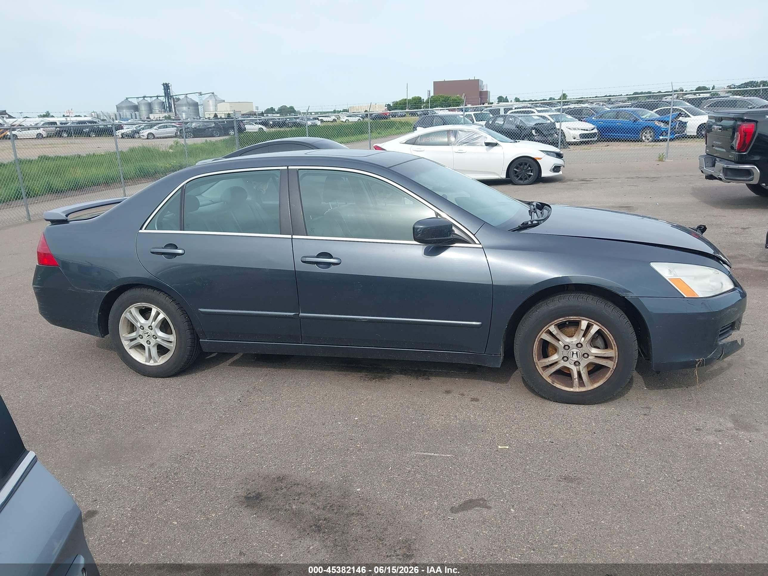 2007 Honda Accord 2.4 Ex Gray vin: 1HGCM56867A161566