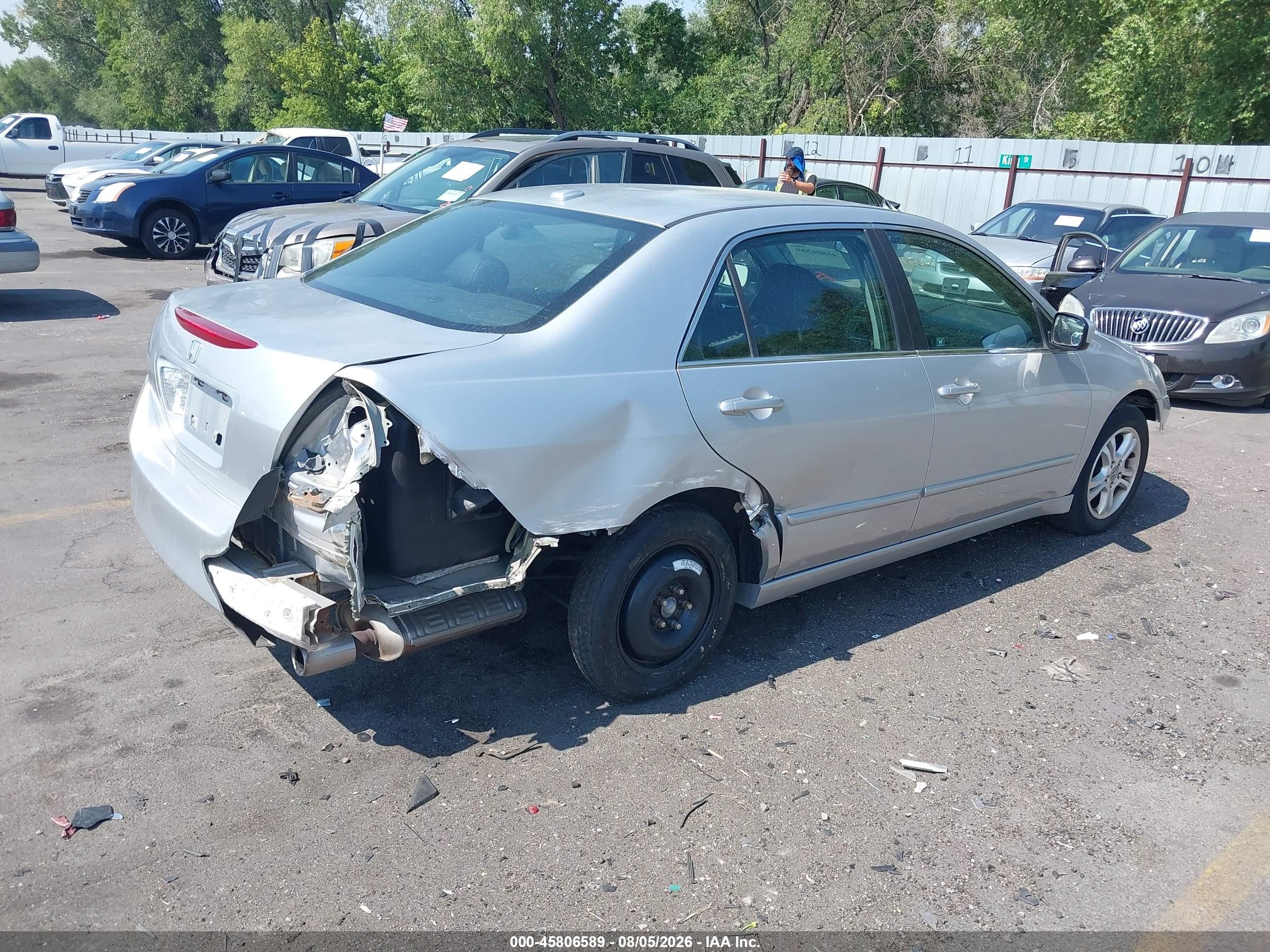 2007 Honda Accord 2.4 Ex Silver vin: 1HGCM56867A215898